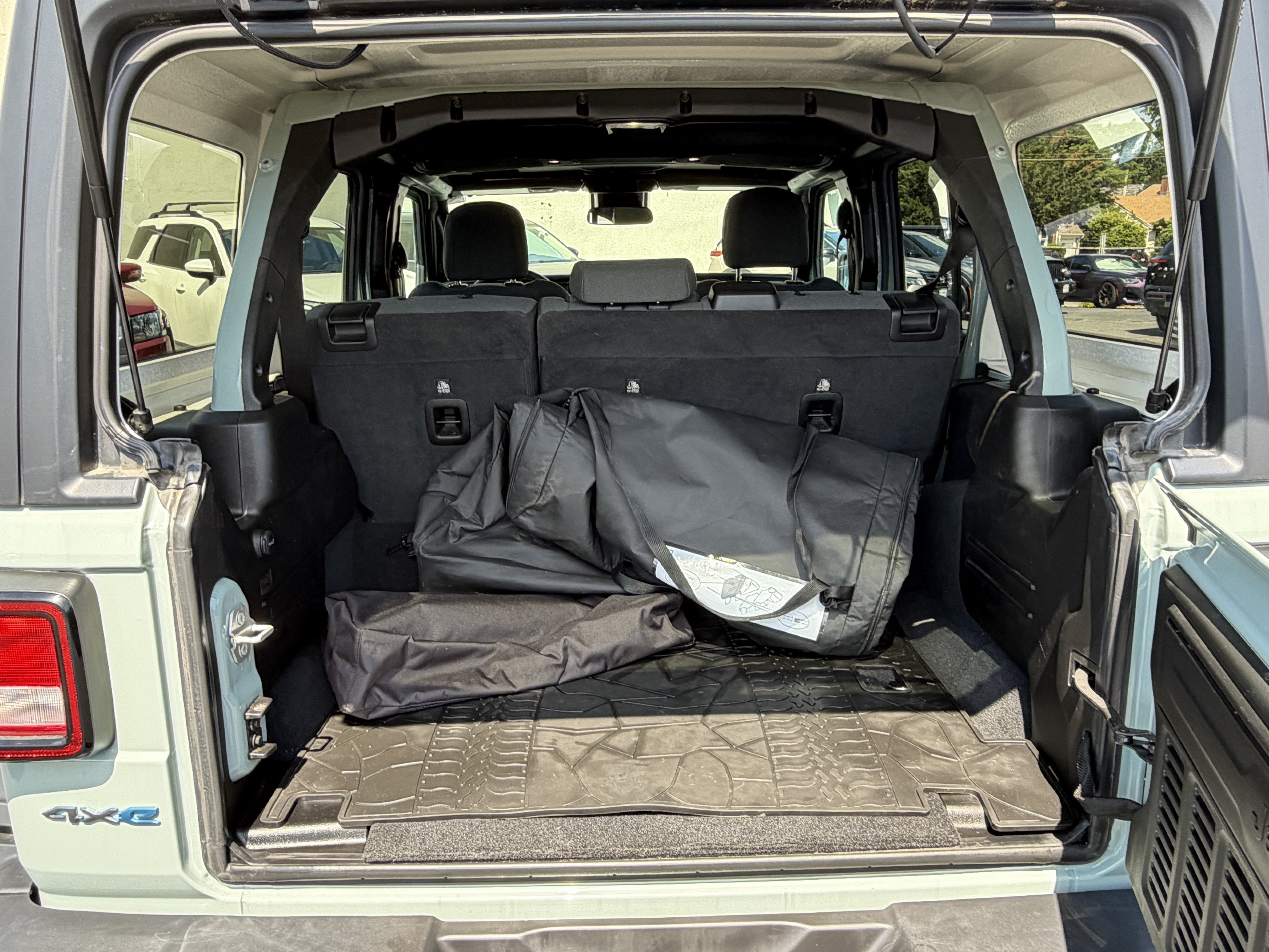 2024 Jeep Wrangler 4xe Willys