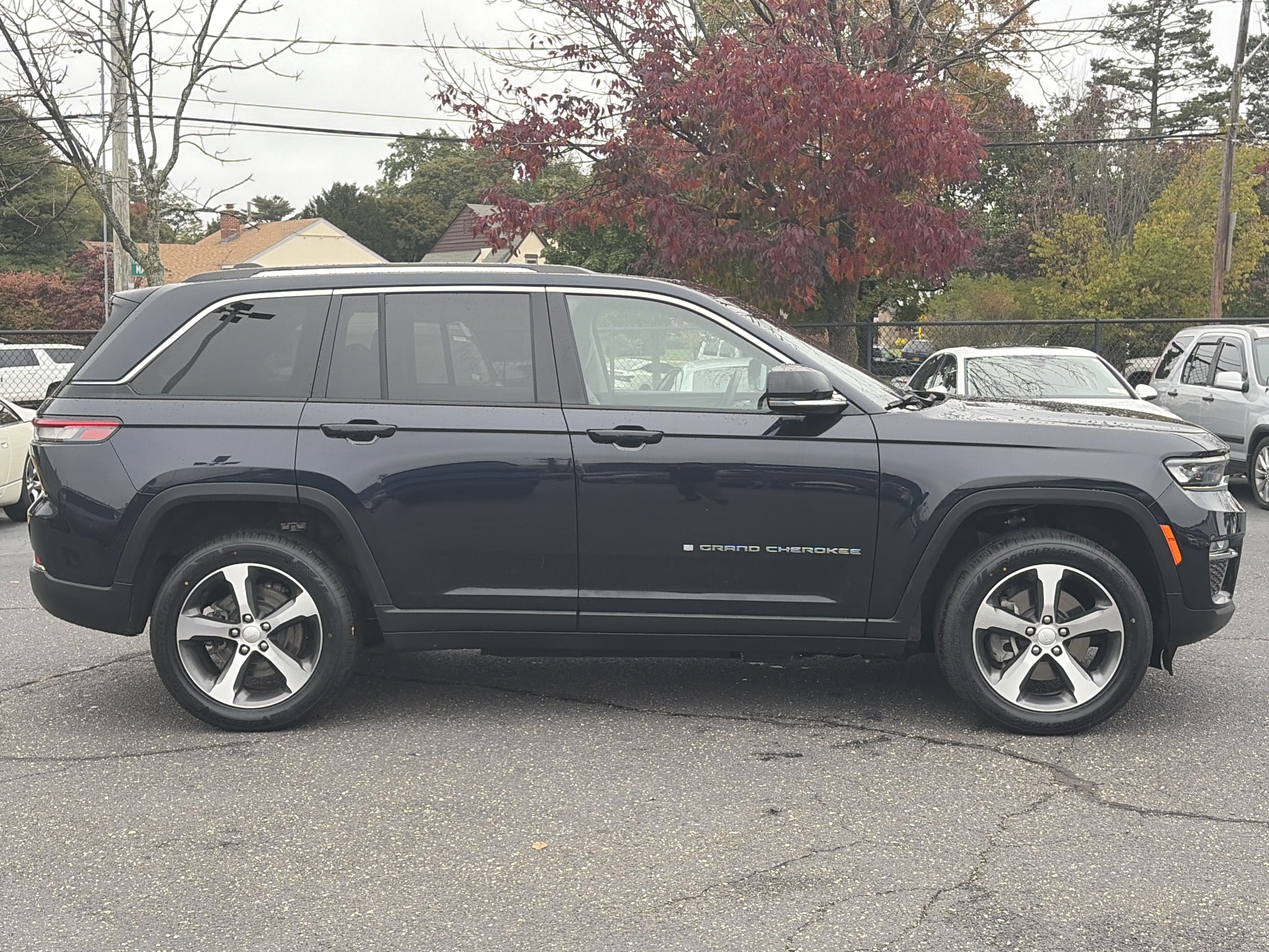 2023 Jeep Grand Cherokee 4xe 4DR 4WD