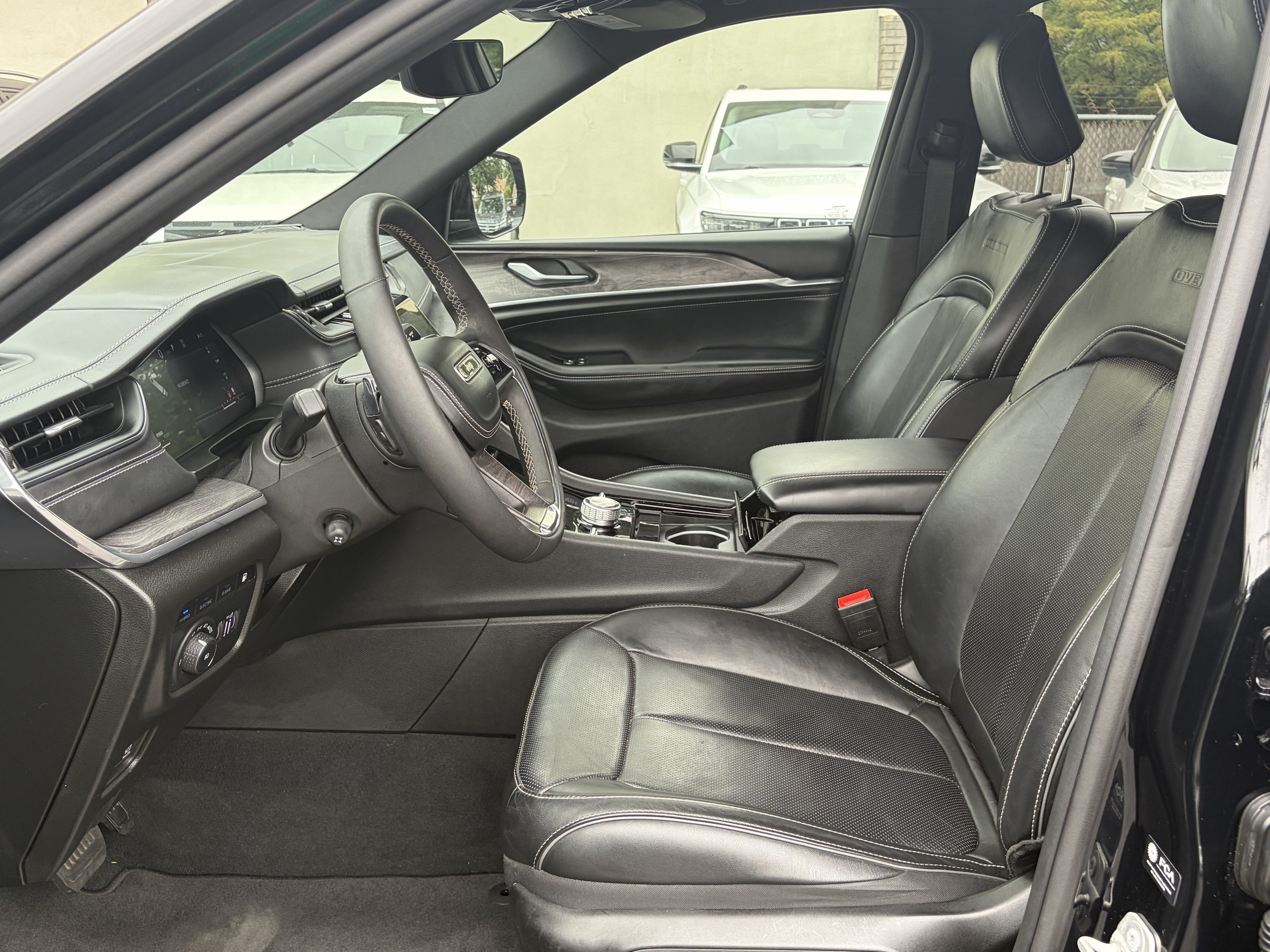 2023 Jeep Grand Cherokee 4xe Overland