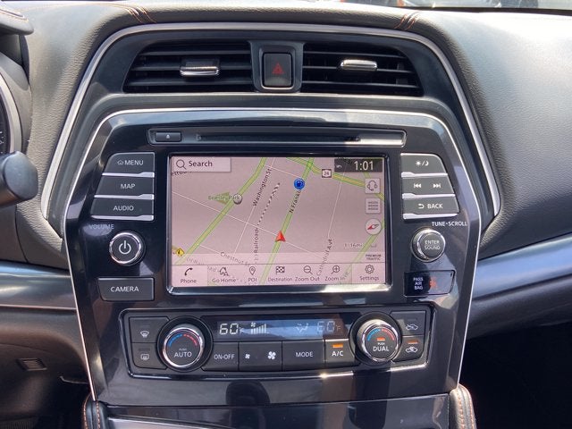 2023 Nissan Maxima SR