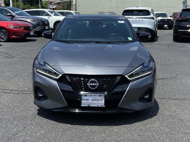2023 Nissan Maxima SR