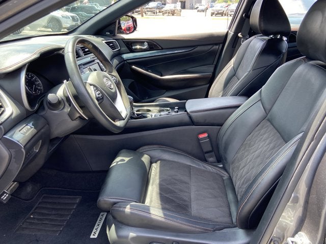 2023 Nissan Maxima SR