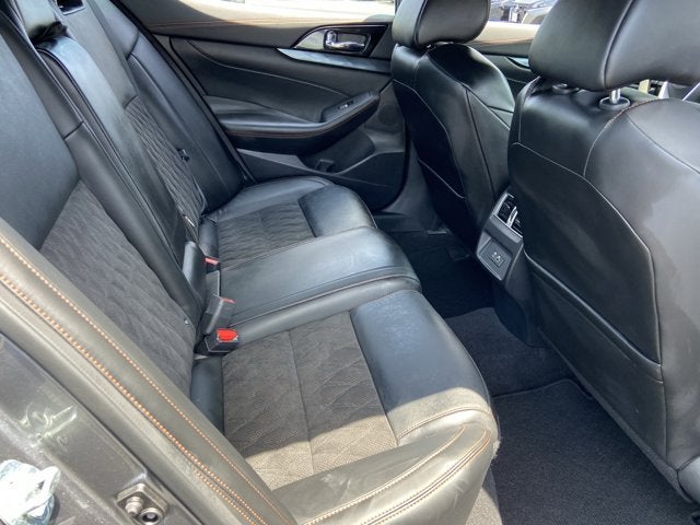 2023 Nissan Maxima SR