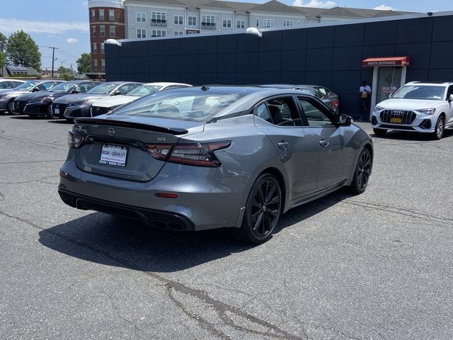 2023 Nissan Maxima SR