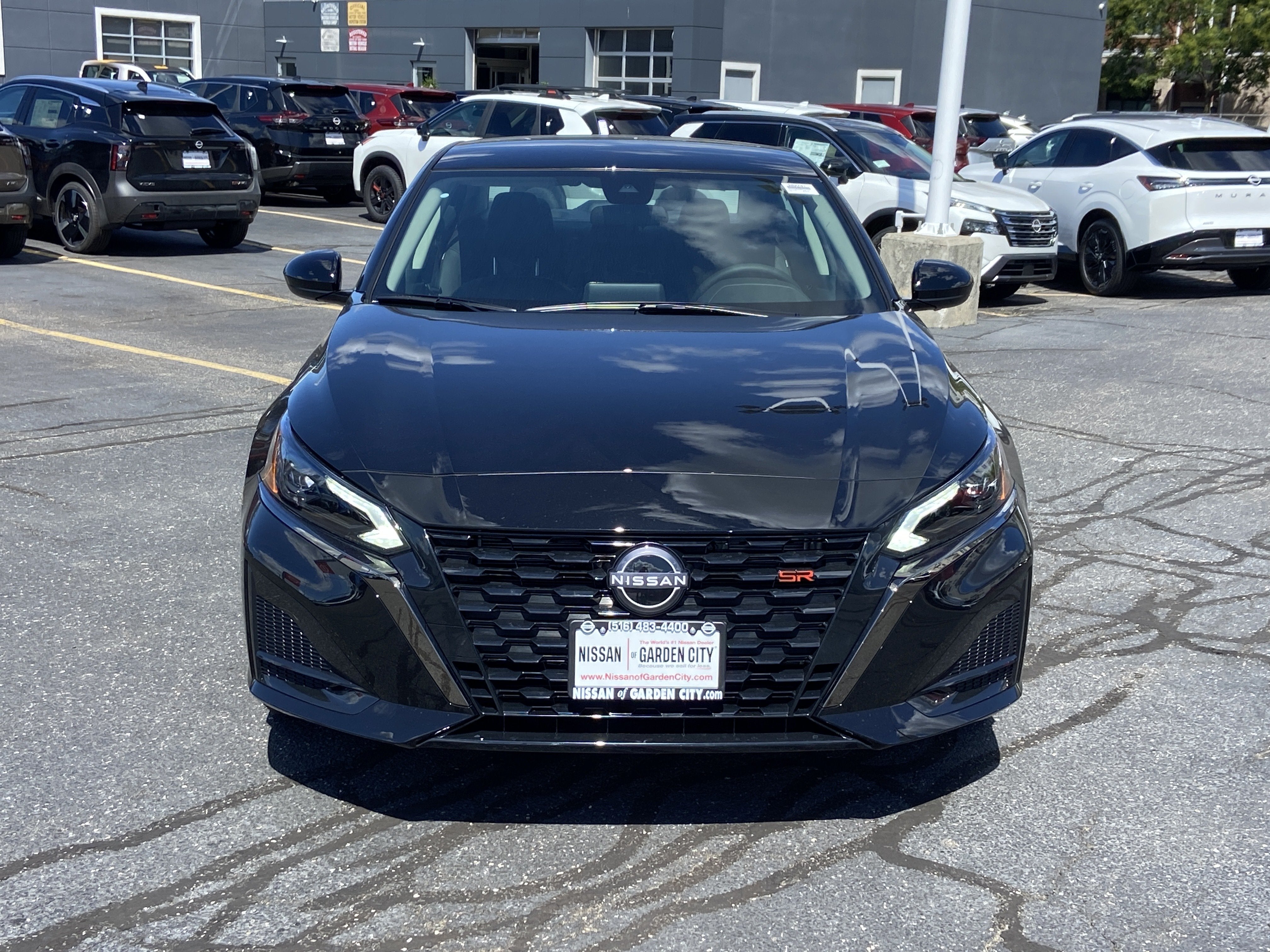 2025 Nissan Altima SR
