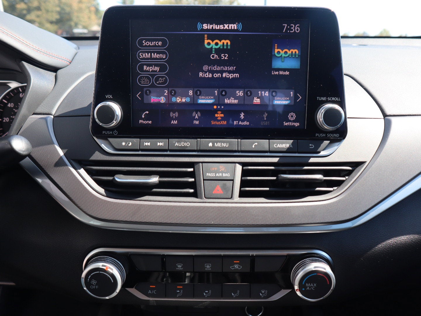 2025 Nissan Altima SR