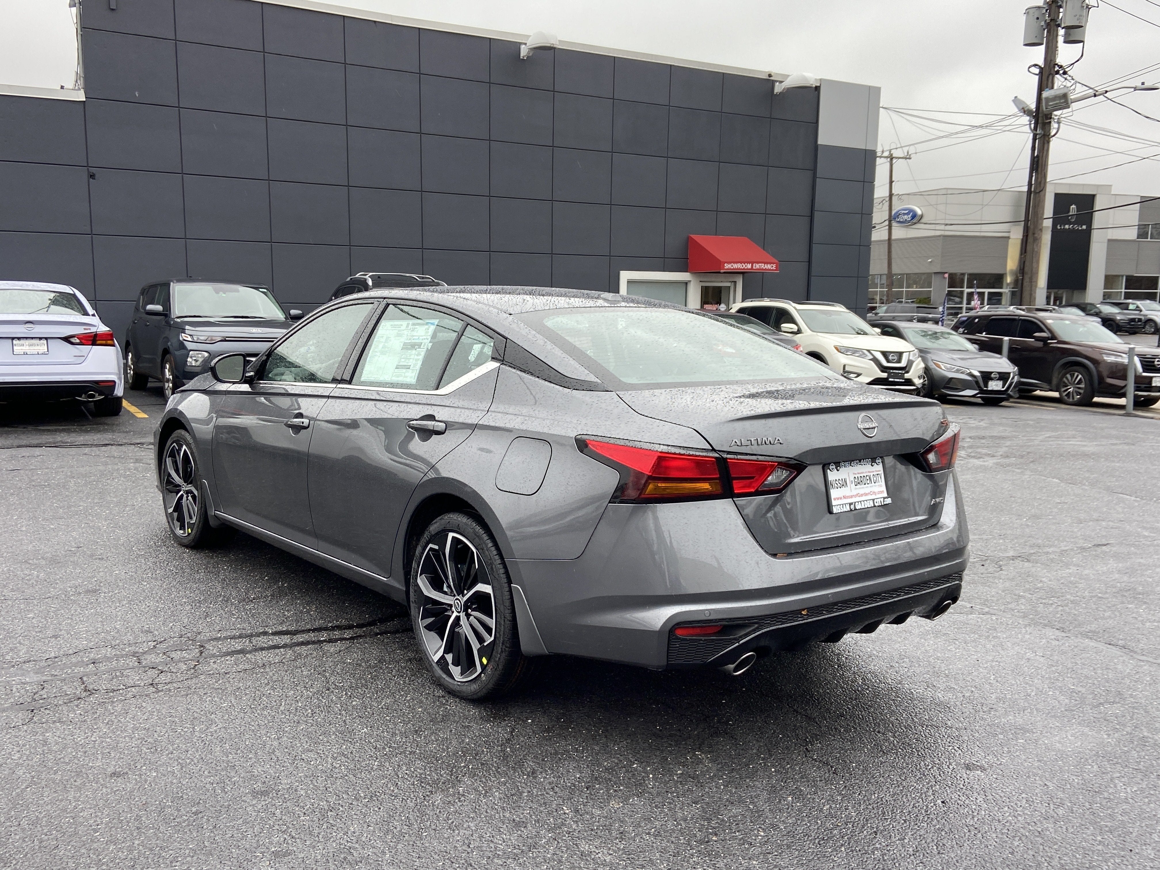 2026 Nissan Altima SR
