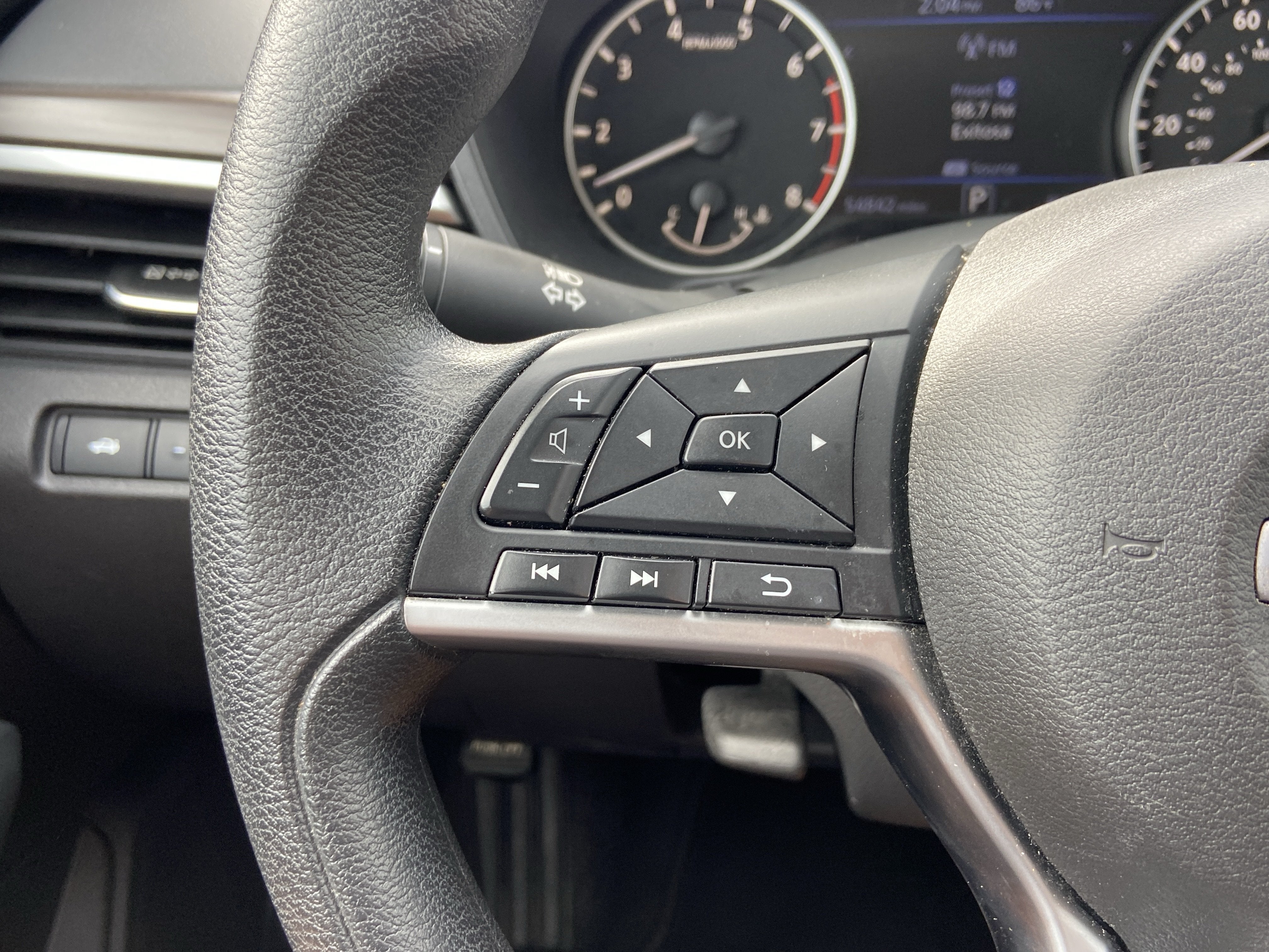 2024 Nissan Altima SV