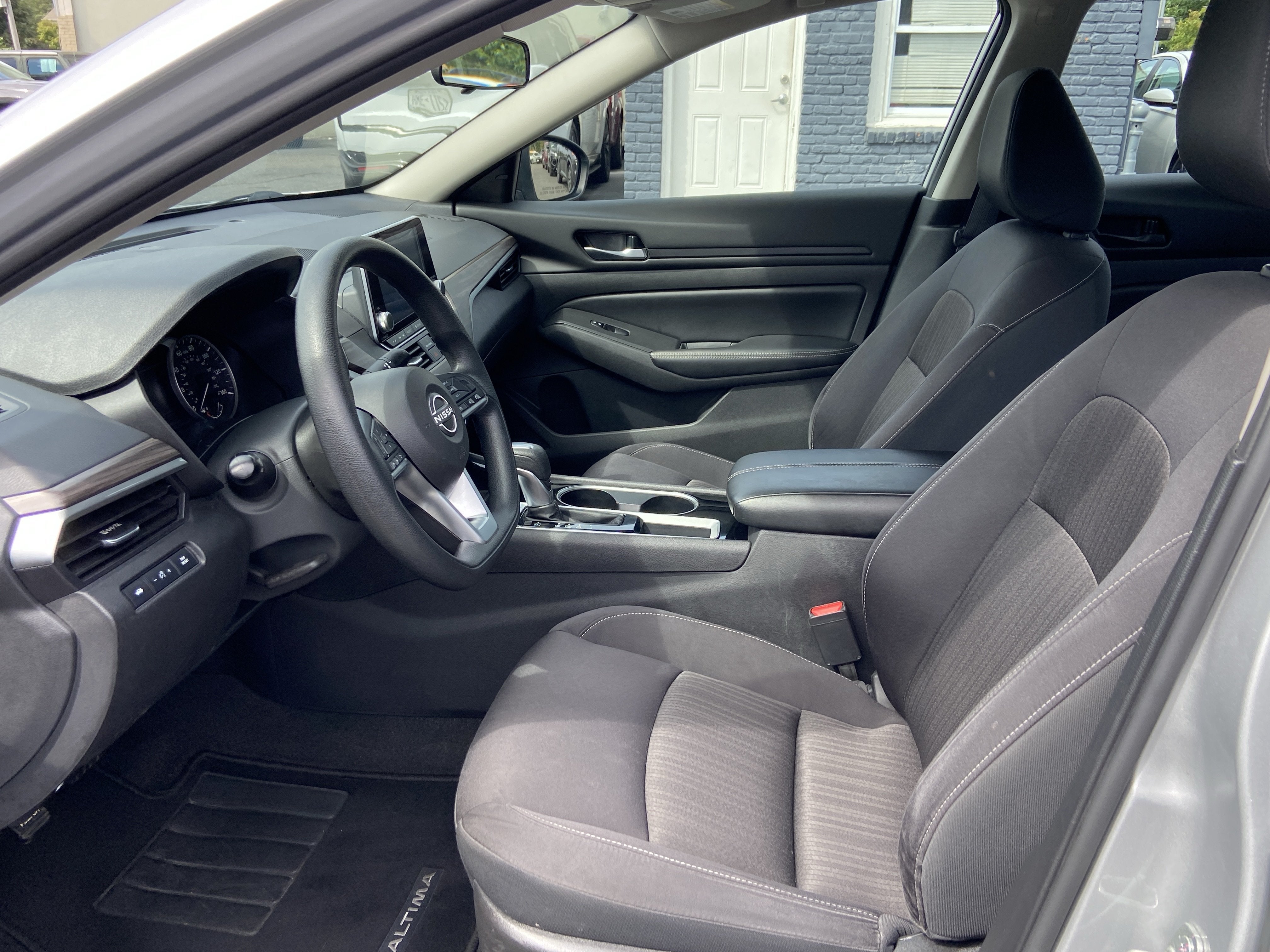 2024 Nissan Altima SV