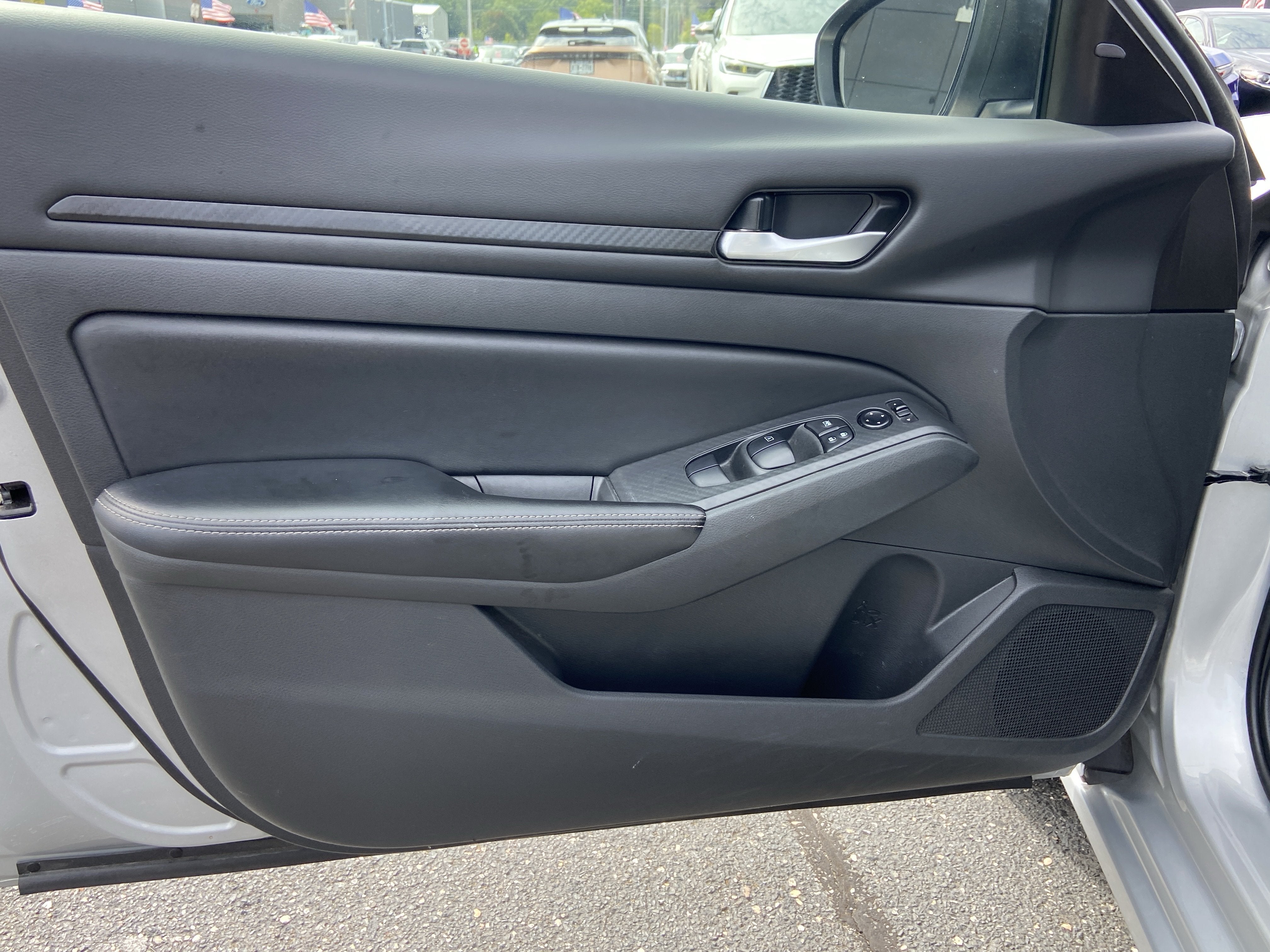 2024 Nissan Altima SV