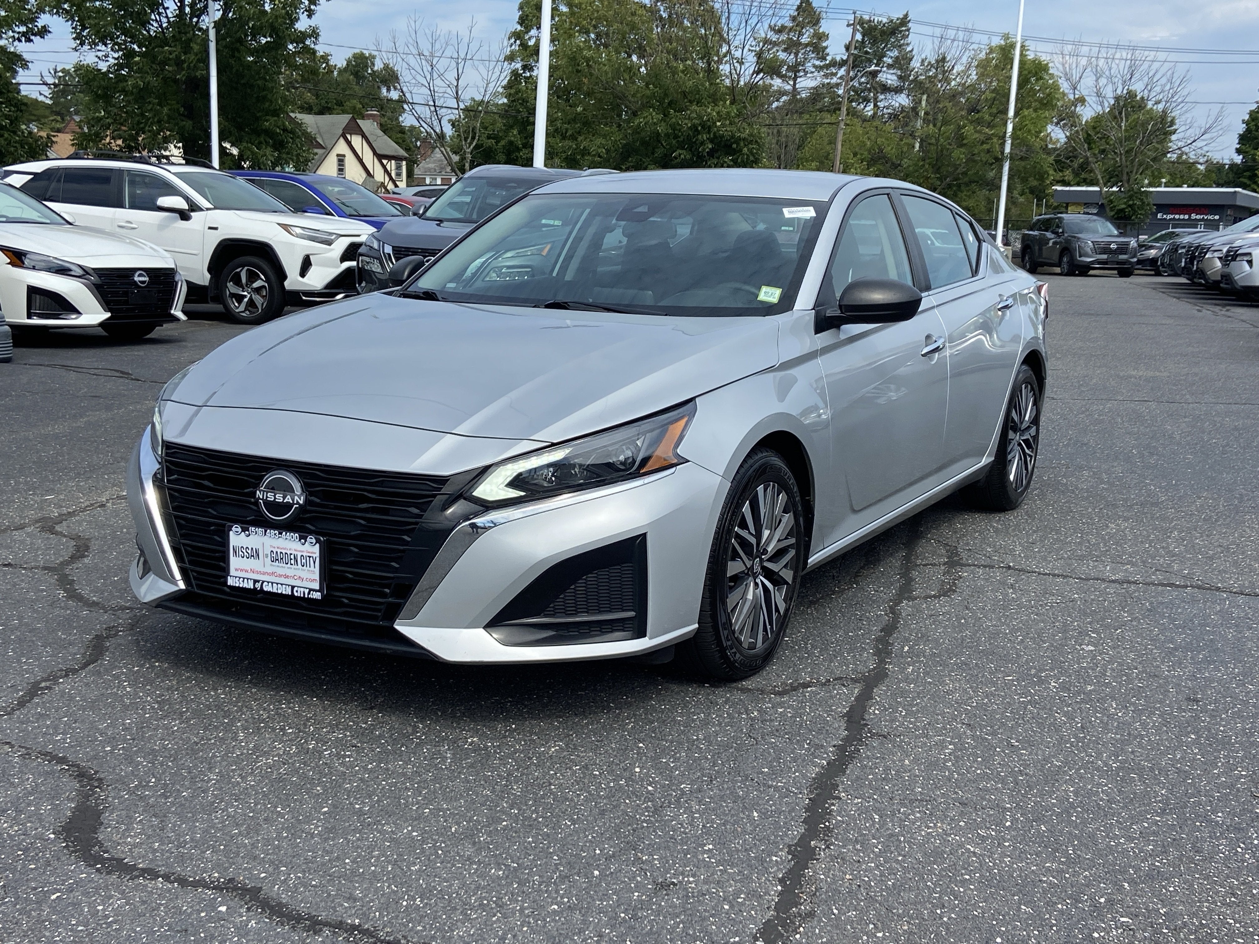 2024 Nissan Altima SV