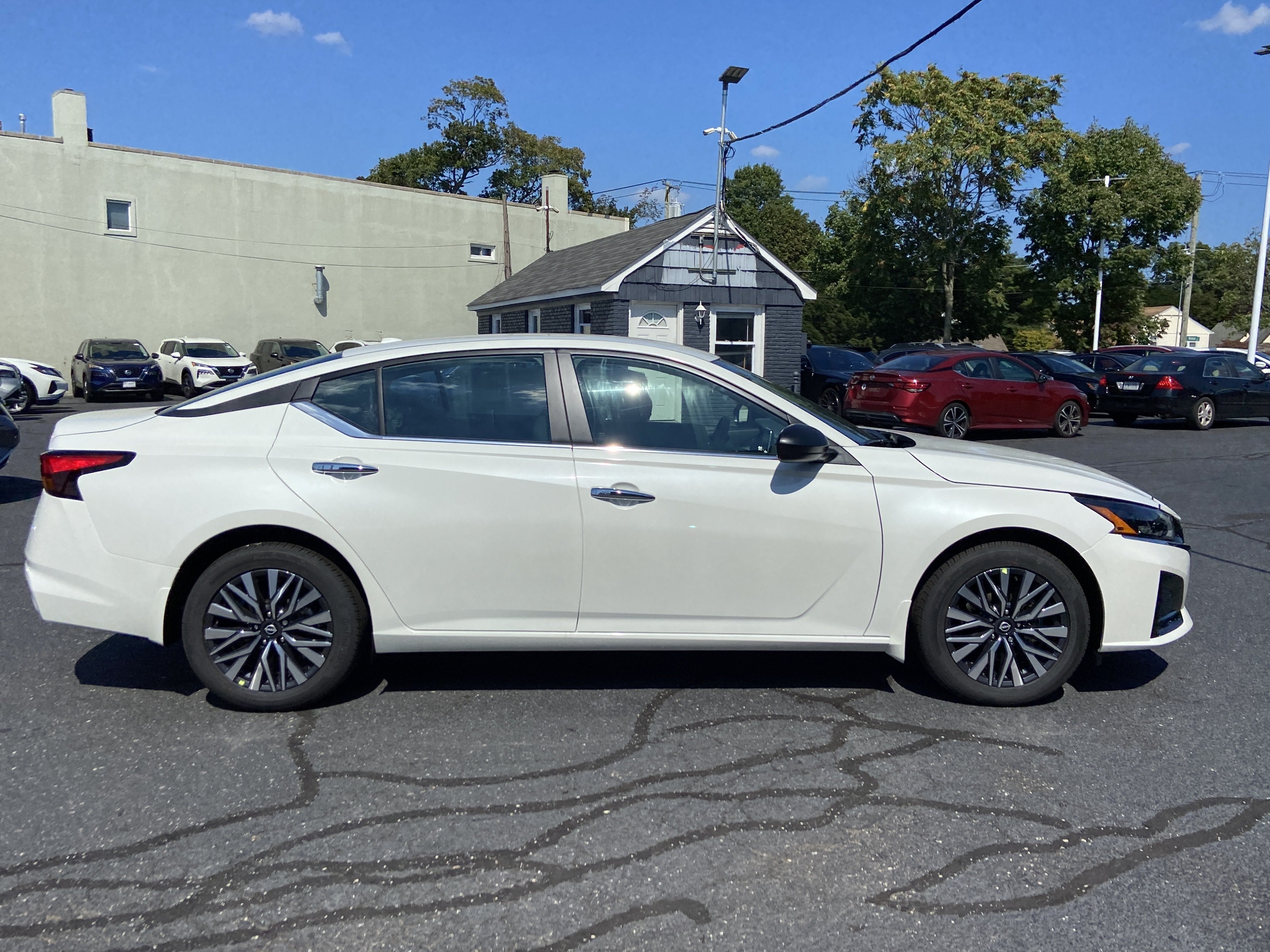 2026 Nissan Altima SV