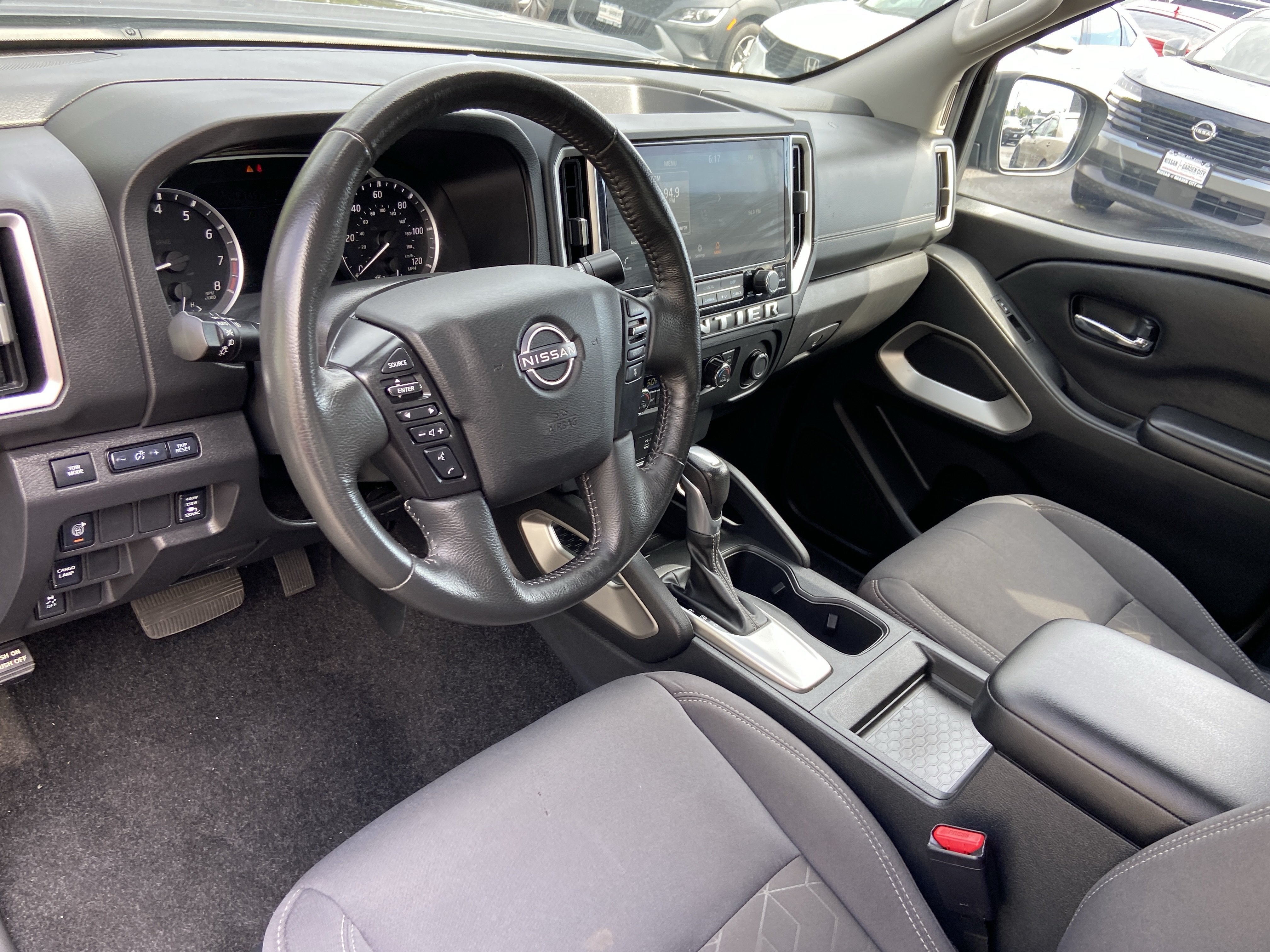 2025 Nissan Frontier Crew Cab SV