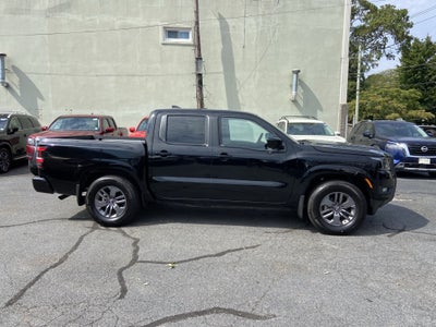2025 Nissan Frontier Crew Cab SV