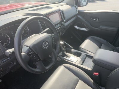 2024 Nissan Frontier SL