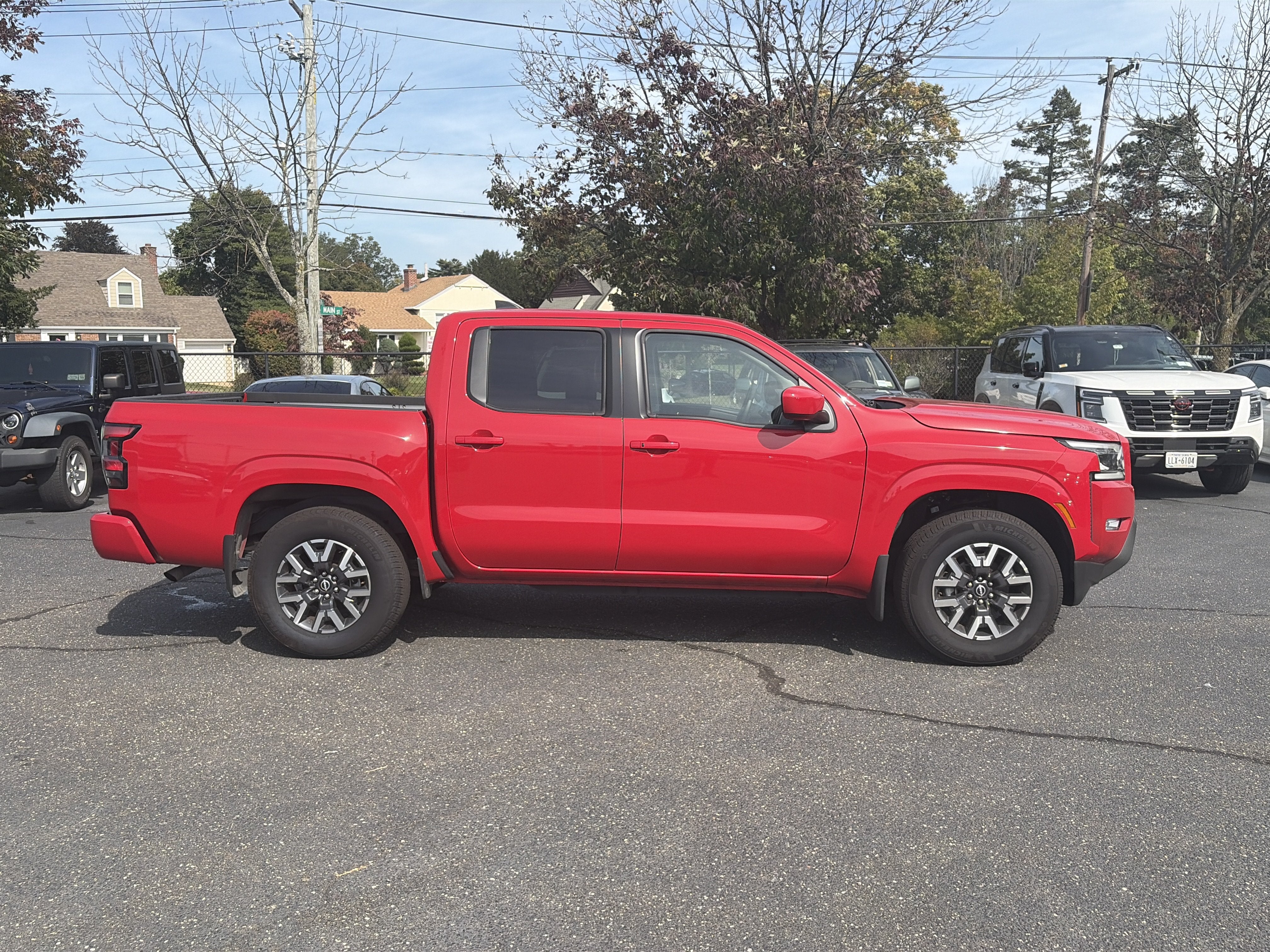 2024 Nissan Frontier SL