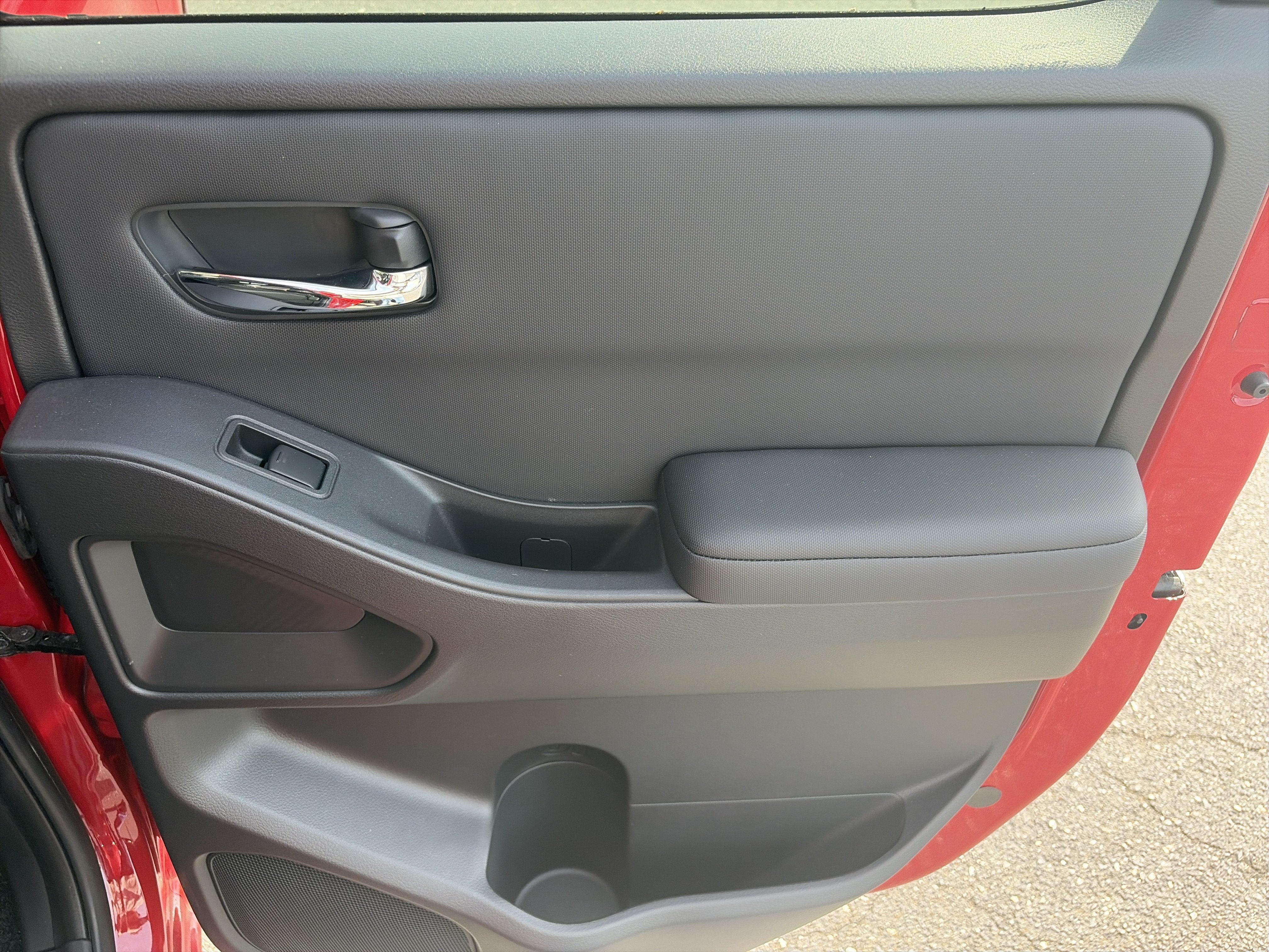 2024 Nissan Frontier SL