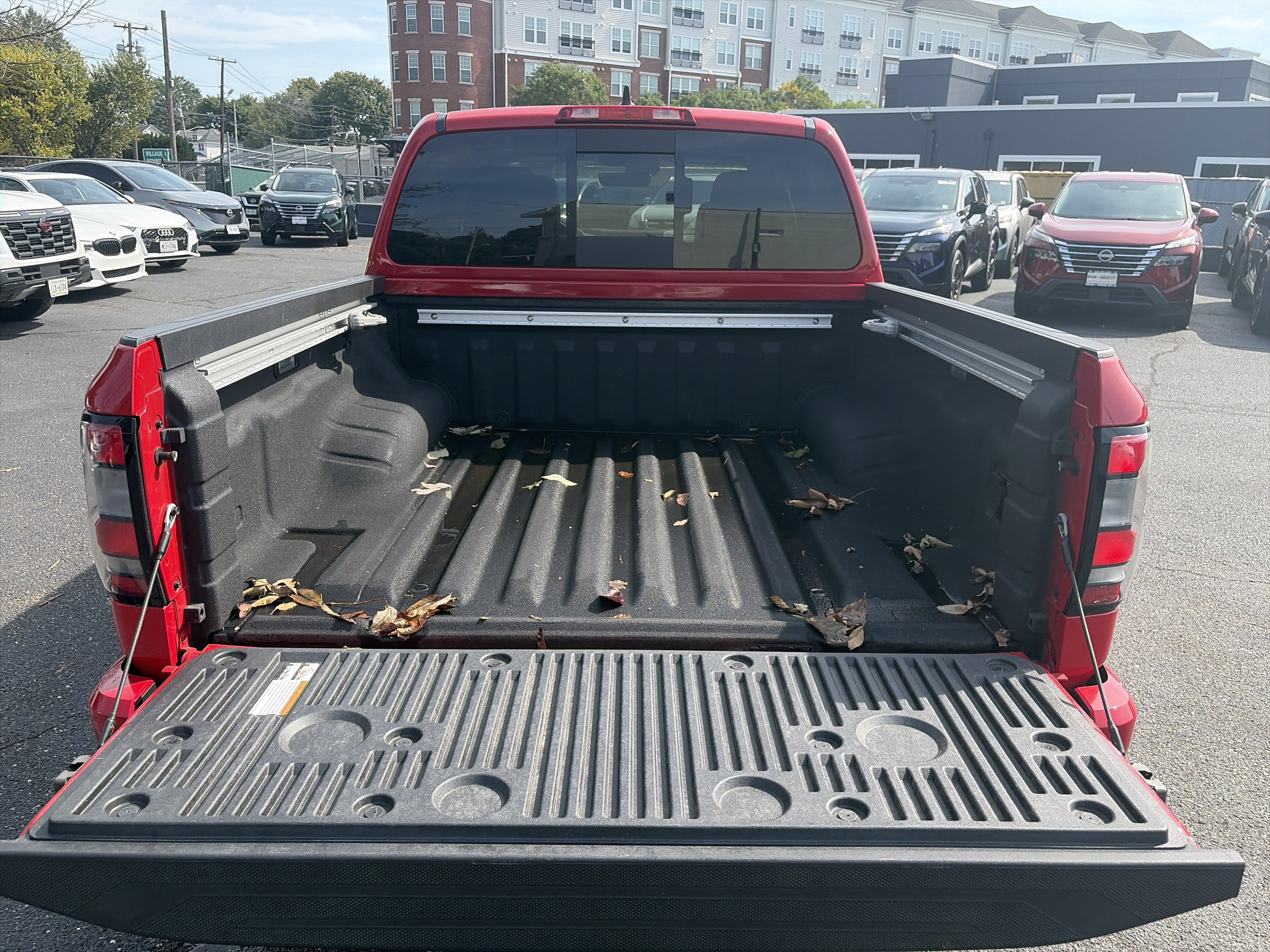 2024 Nissan Frontier SL