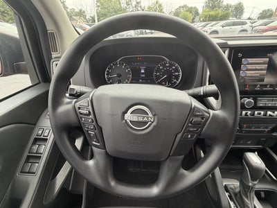 2025 Nissan Frontier Crew Cab SV