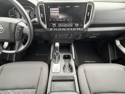 2025 Nissan Frontier Crew Cab SV