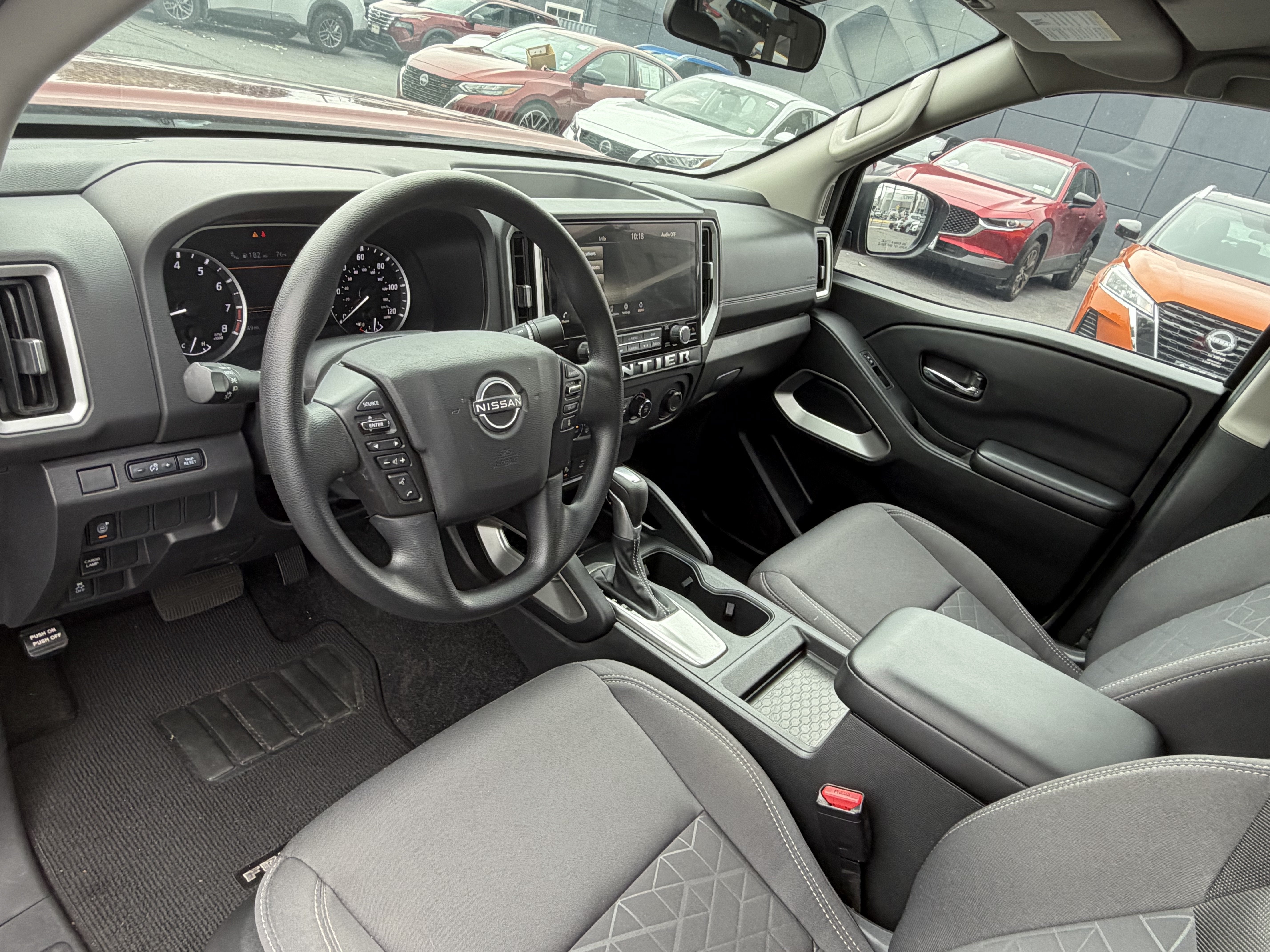 2025 Nissan Frontier Crew Cab SV