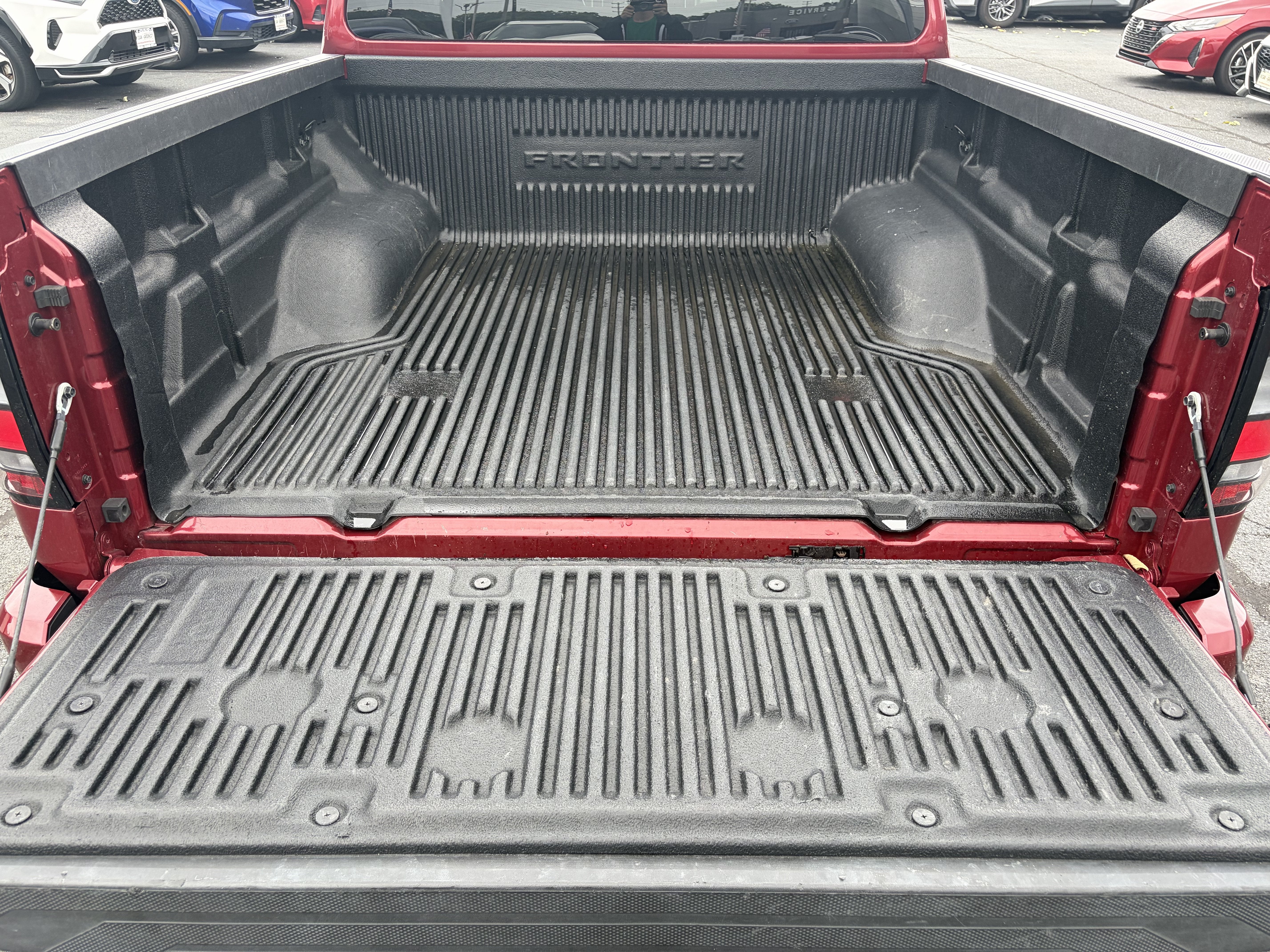 2025 Nissan Frontier Crew Cab SV