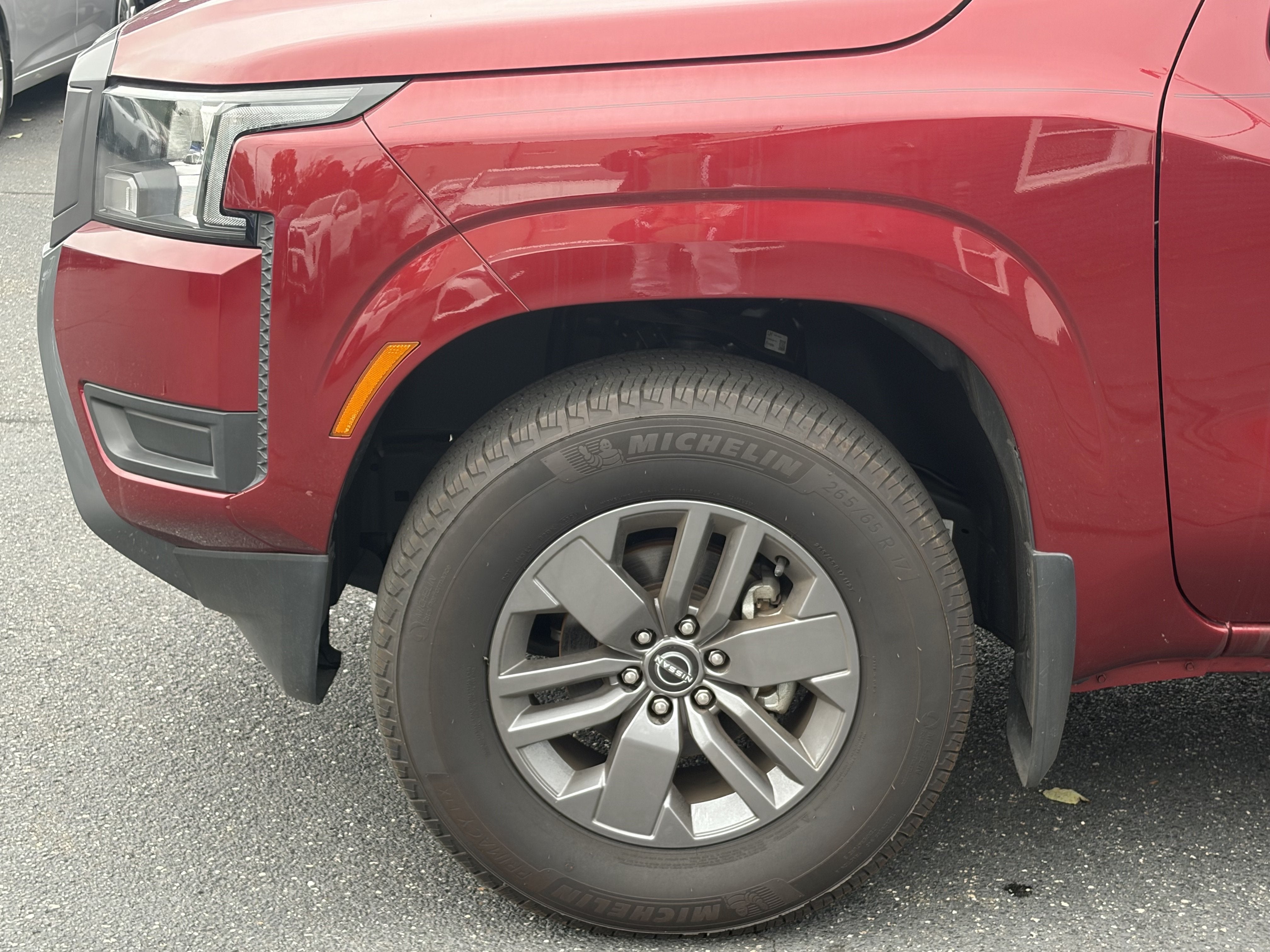 2025 Nissan Frontier Crew Cab SV