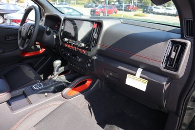 2027 Nissan Frontier Crew Cab PRO-4X®