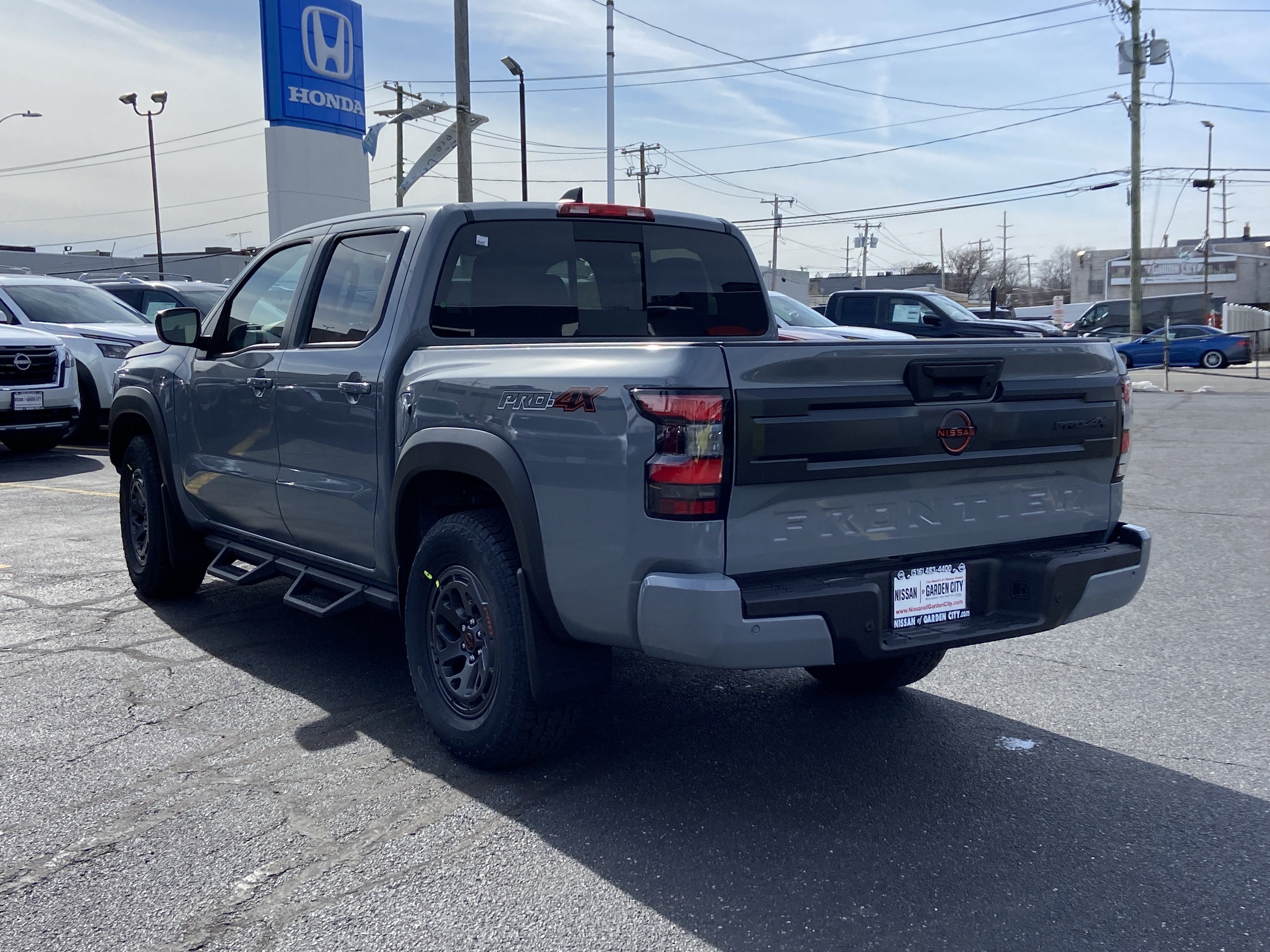 2025 Nissan Frontier PRO-4X