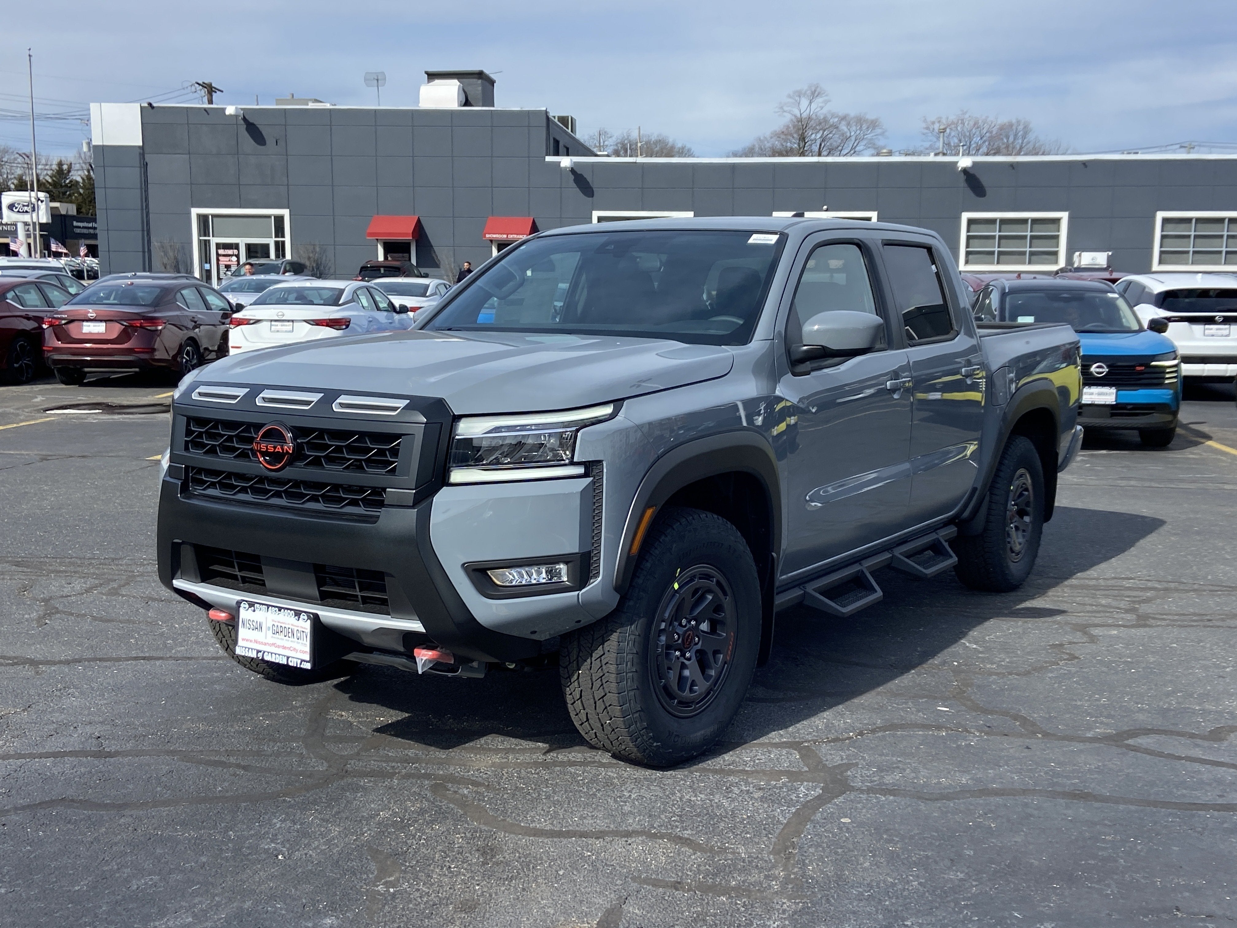 2025 Nissan Frontier PRO-4X
