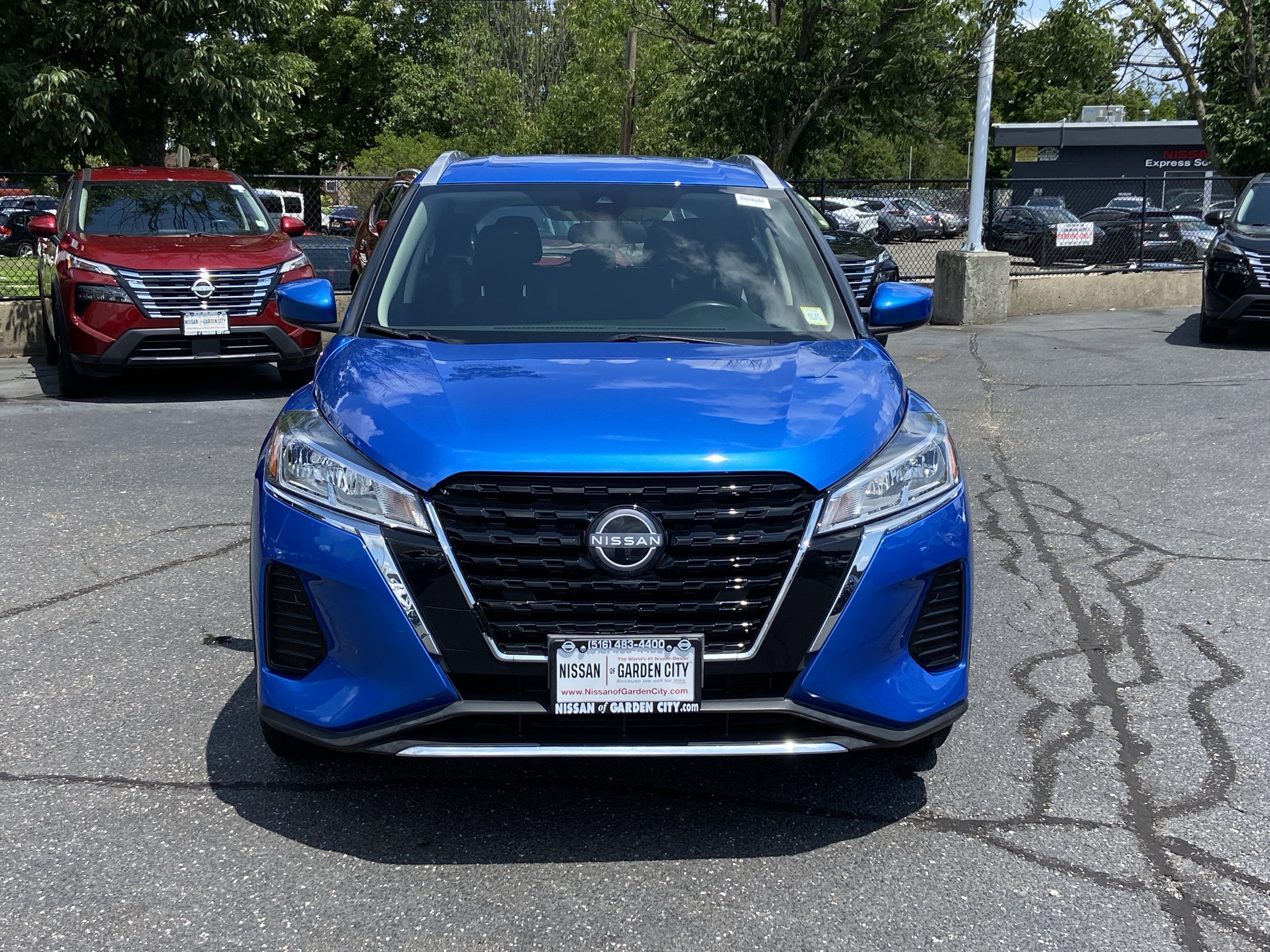 2023 Nissan Kicks SV