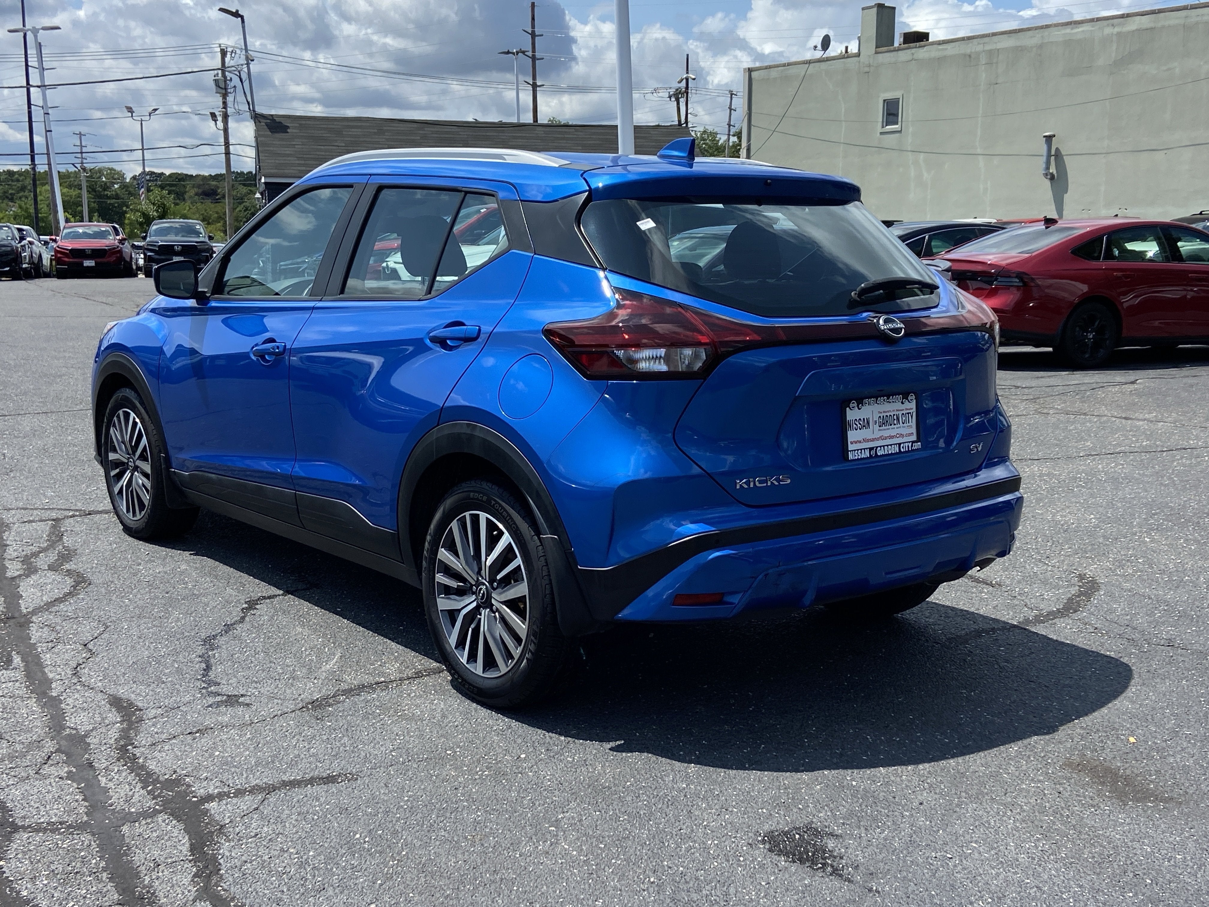 2023 Nissan Kicks SV