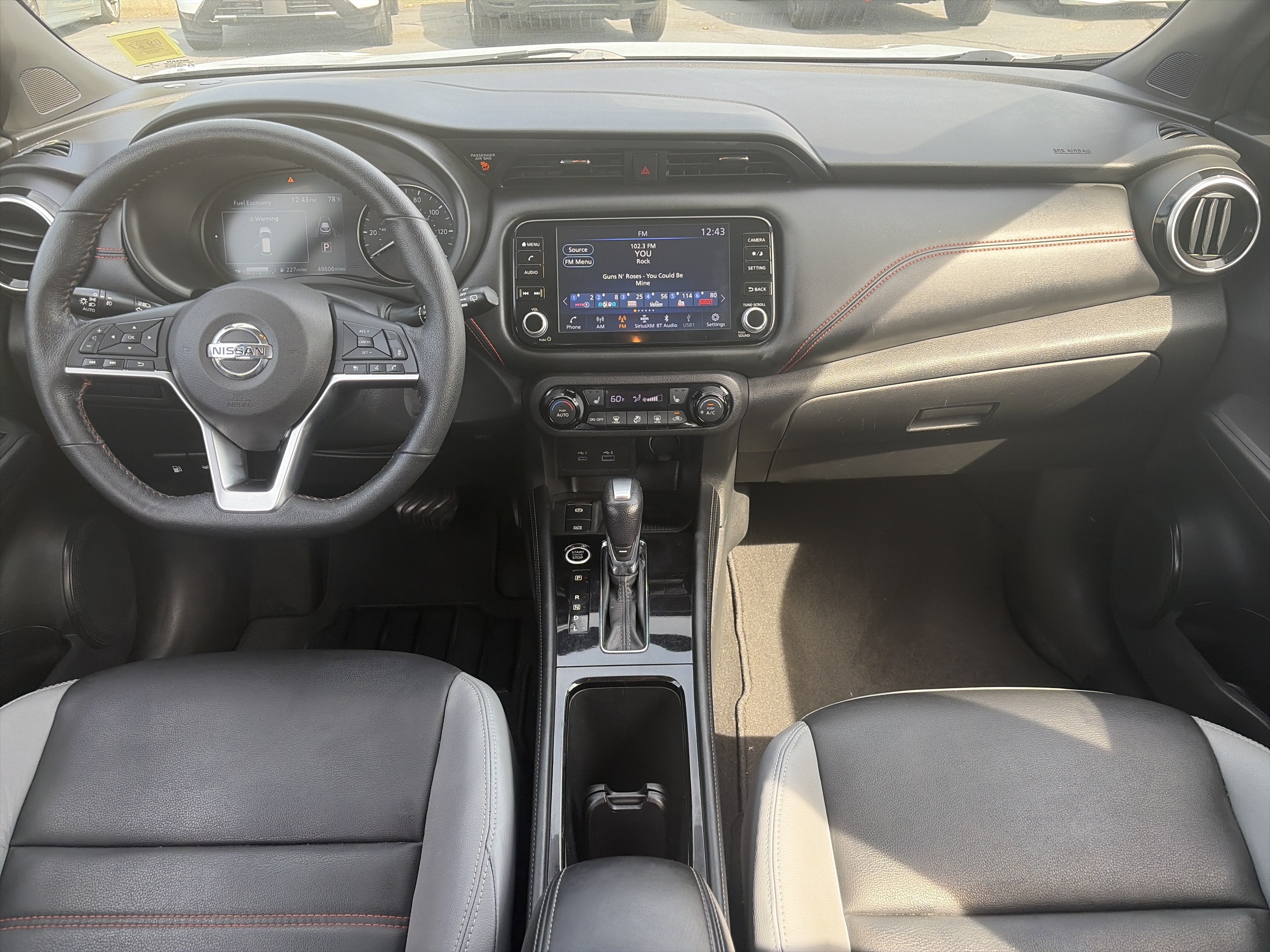 2021 Nissan Kicks SR
