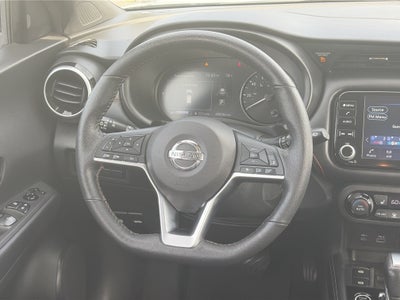 2021 Nissan Kicks SR