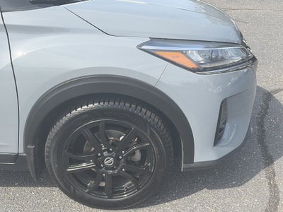 2021 Nissan Kicks SR