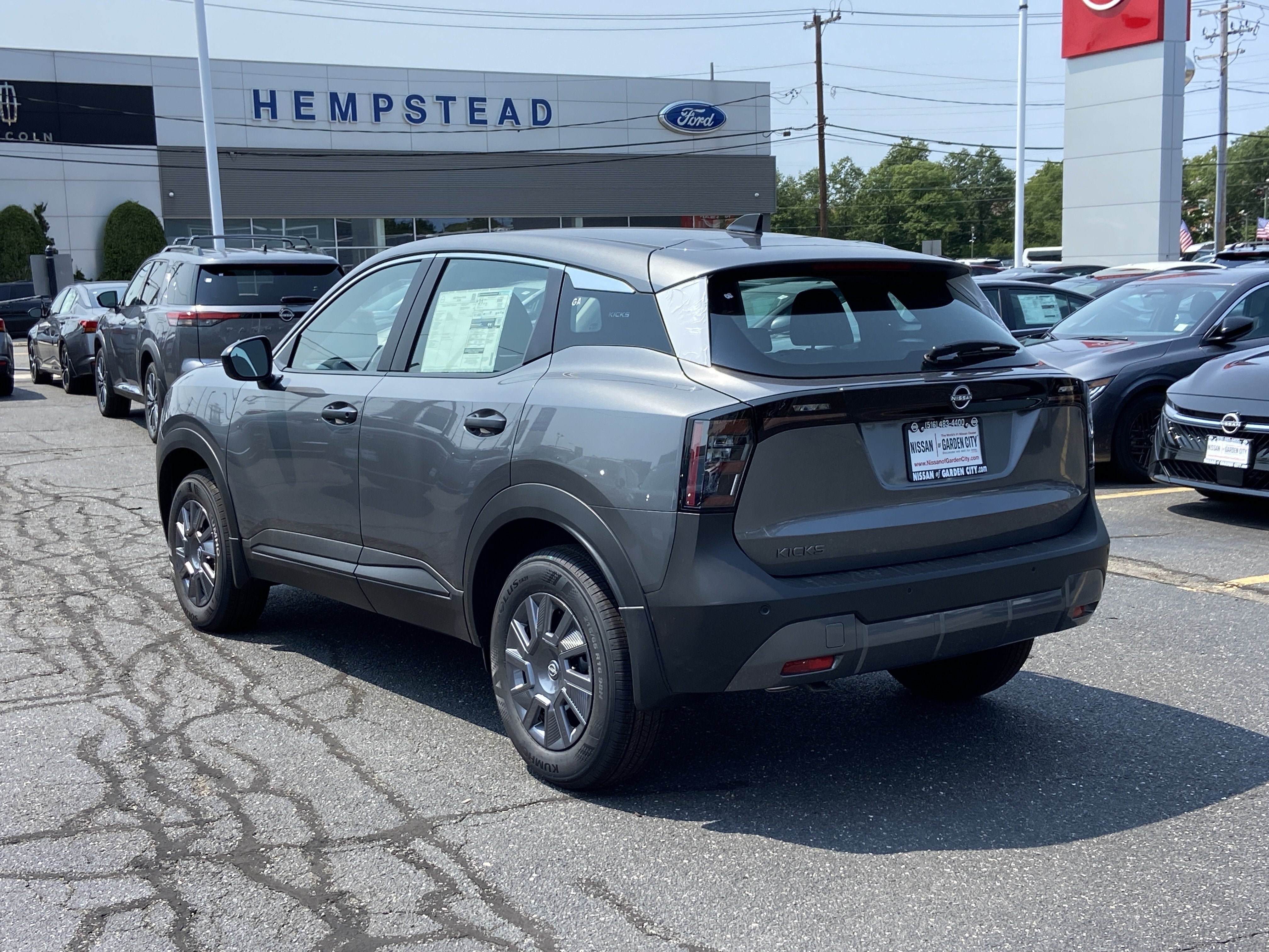 2026 Nissan Kicks S