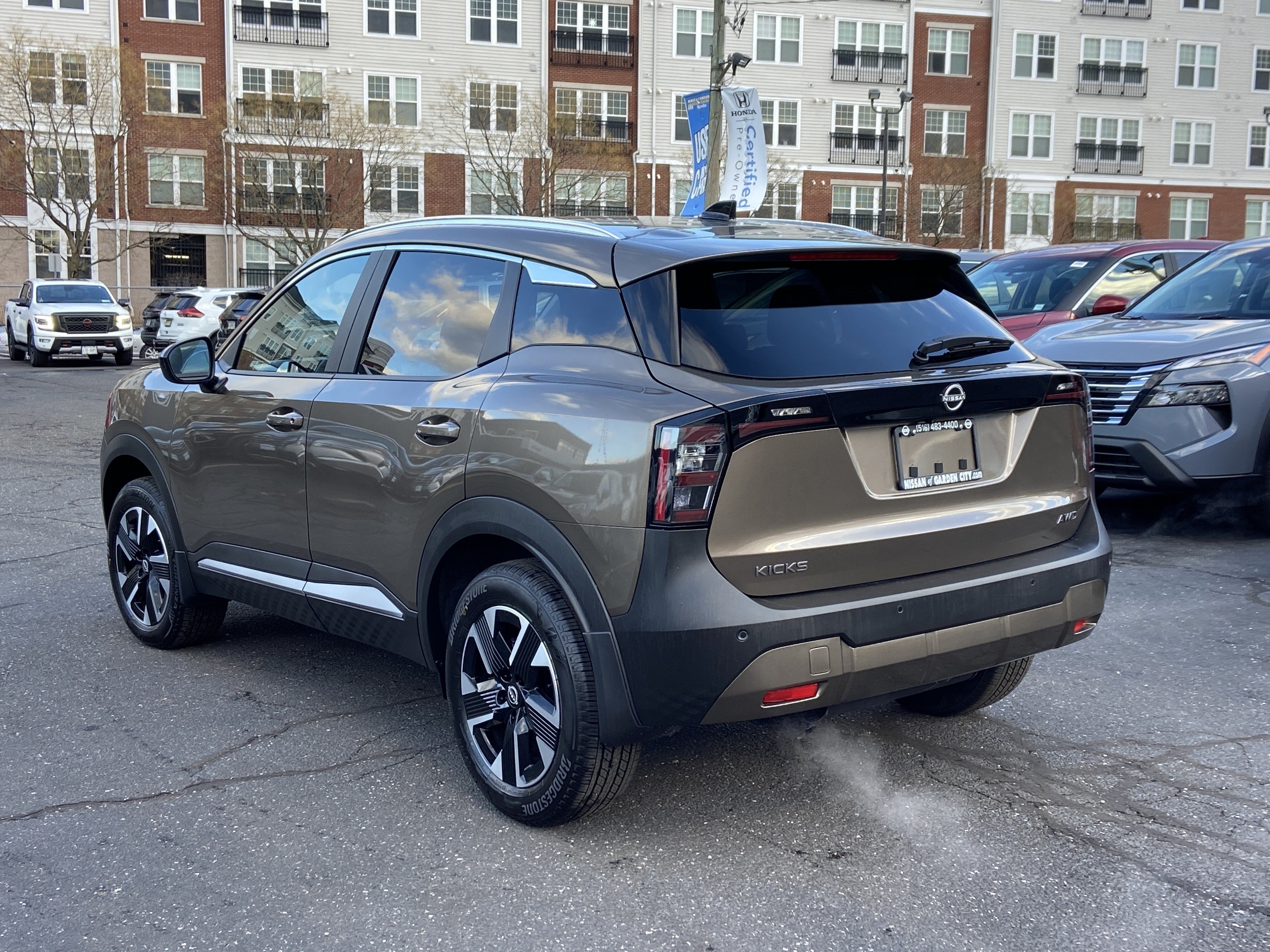 2026 Nissan Kicks SV