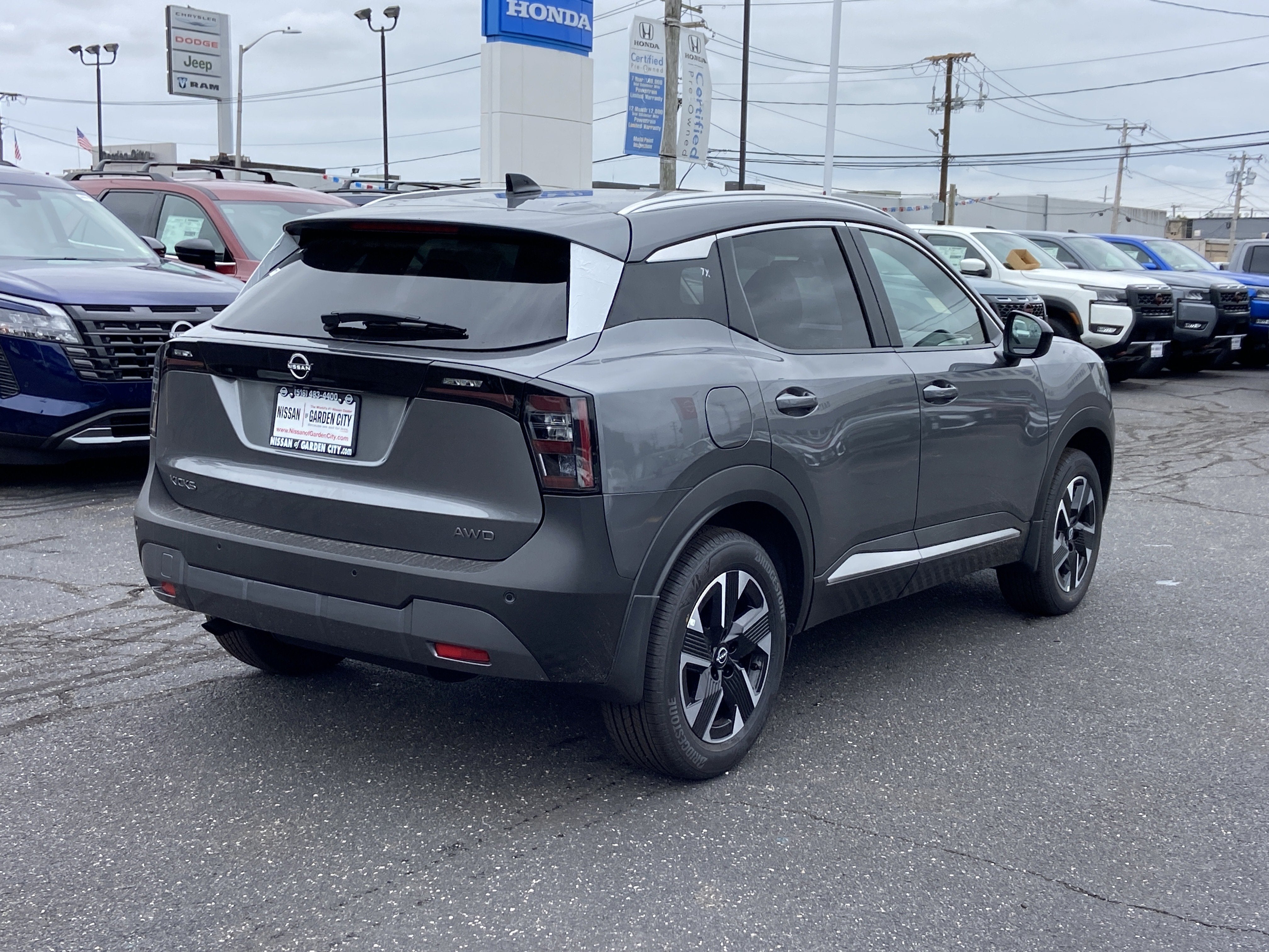 2026 Nissan Kicks SV