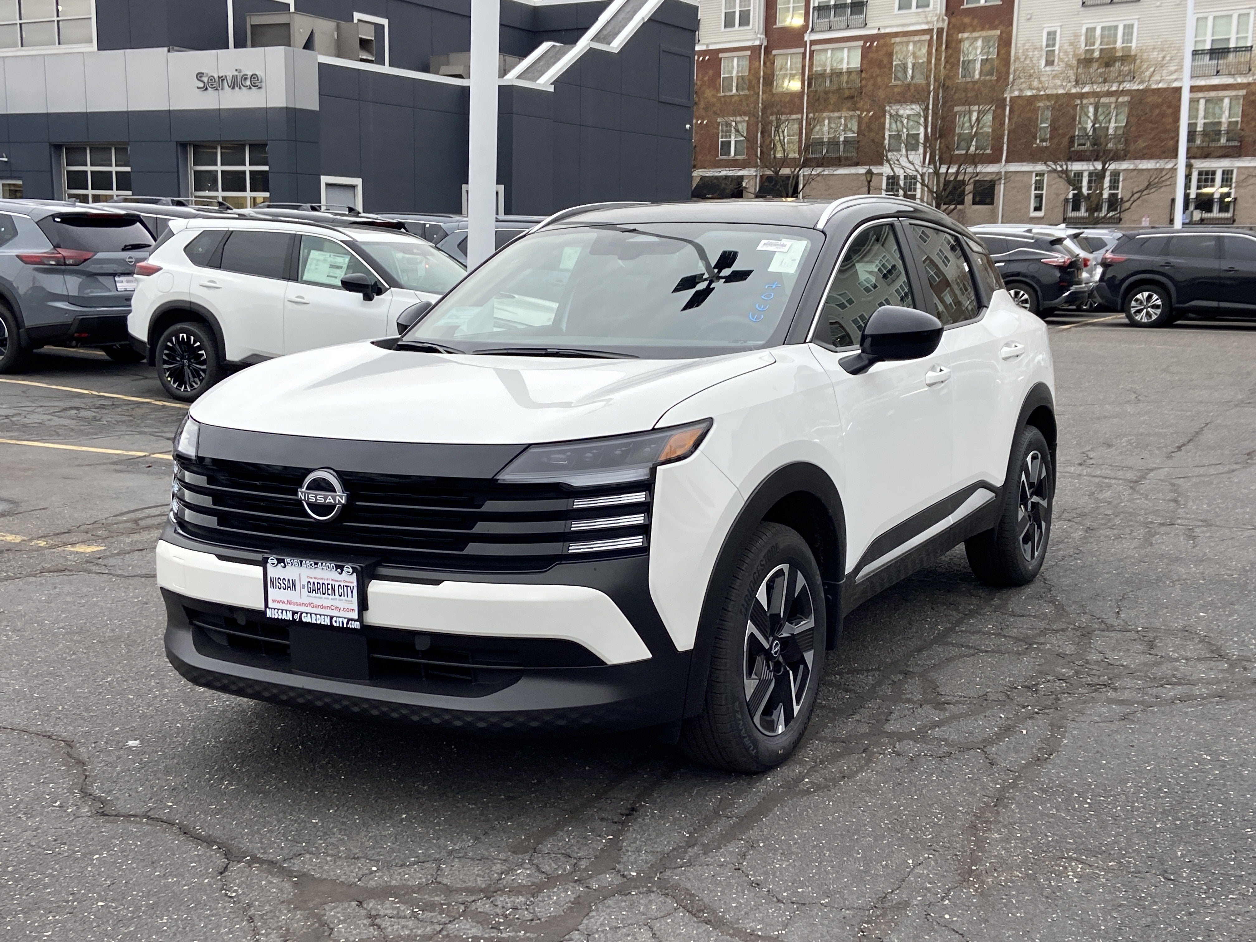 2026 Nissan Kicks SV