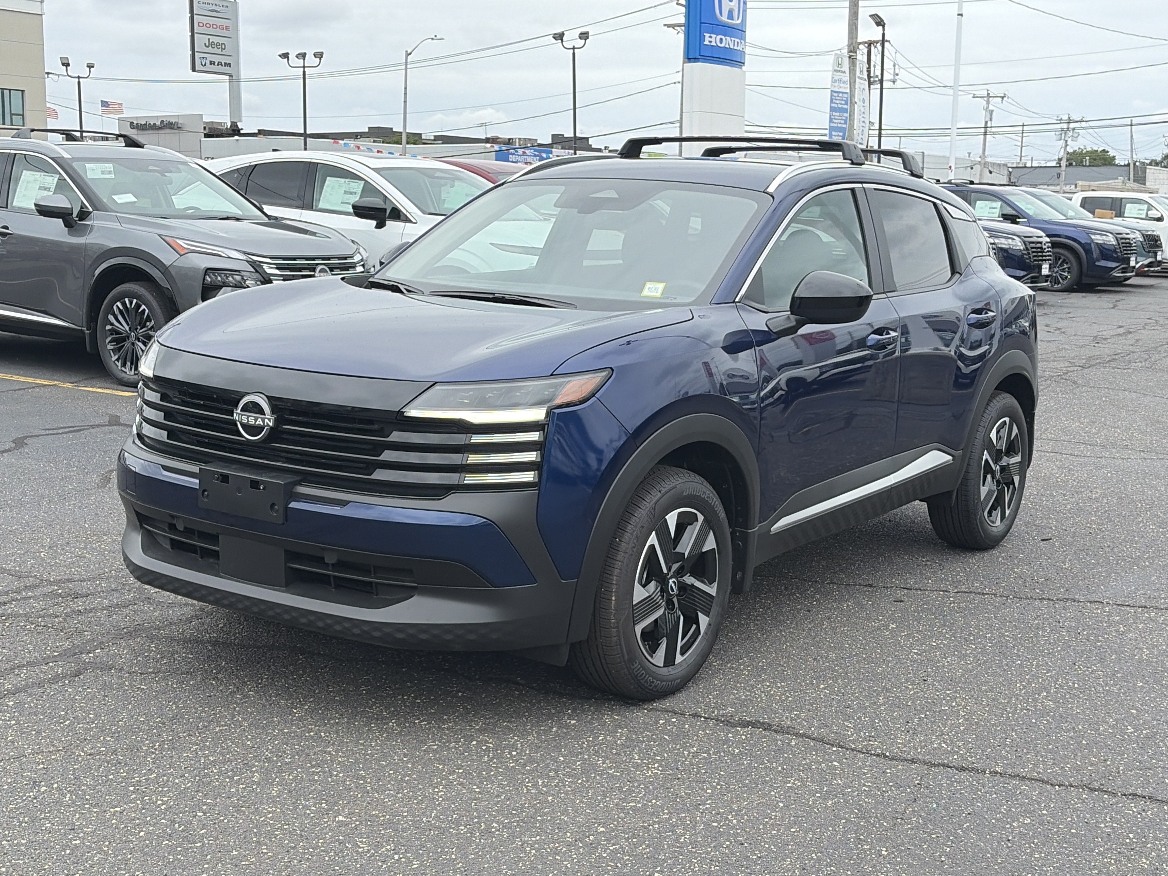 2026 Nissan Kicks SV