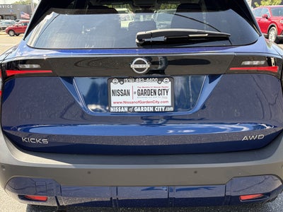 2025 Nissan Kicks SV