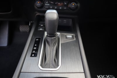 2027 Nissan Kicks SV