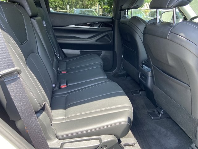 2025 INFINITI QX60 PURE