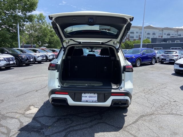 2025 INFINITI QX60 PURE