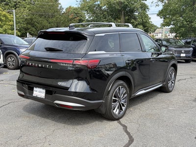 2026 INFINITI QX60 LUXE