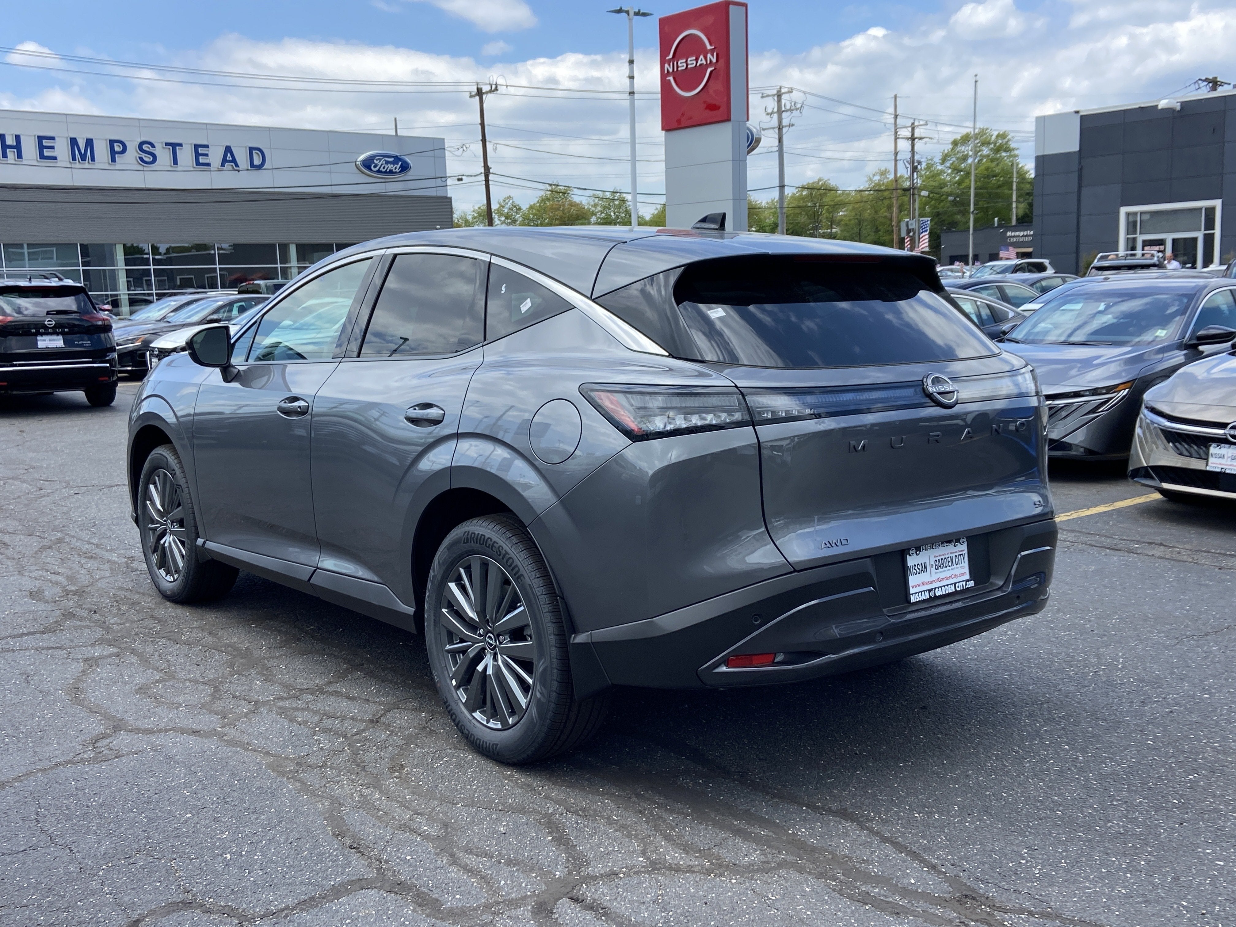 2026 Nissan Murano SL