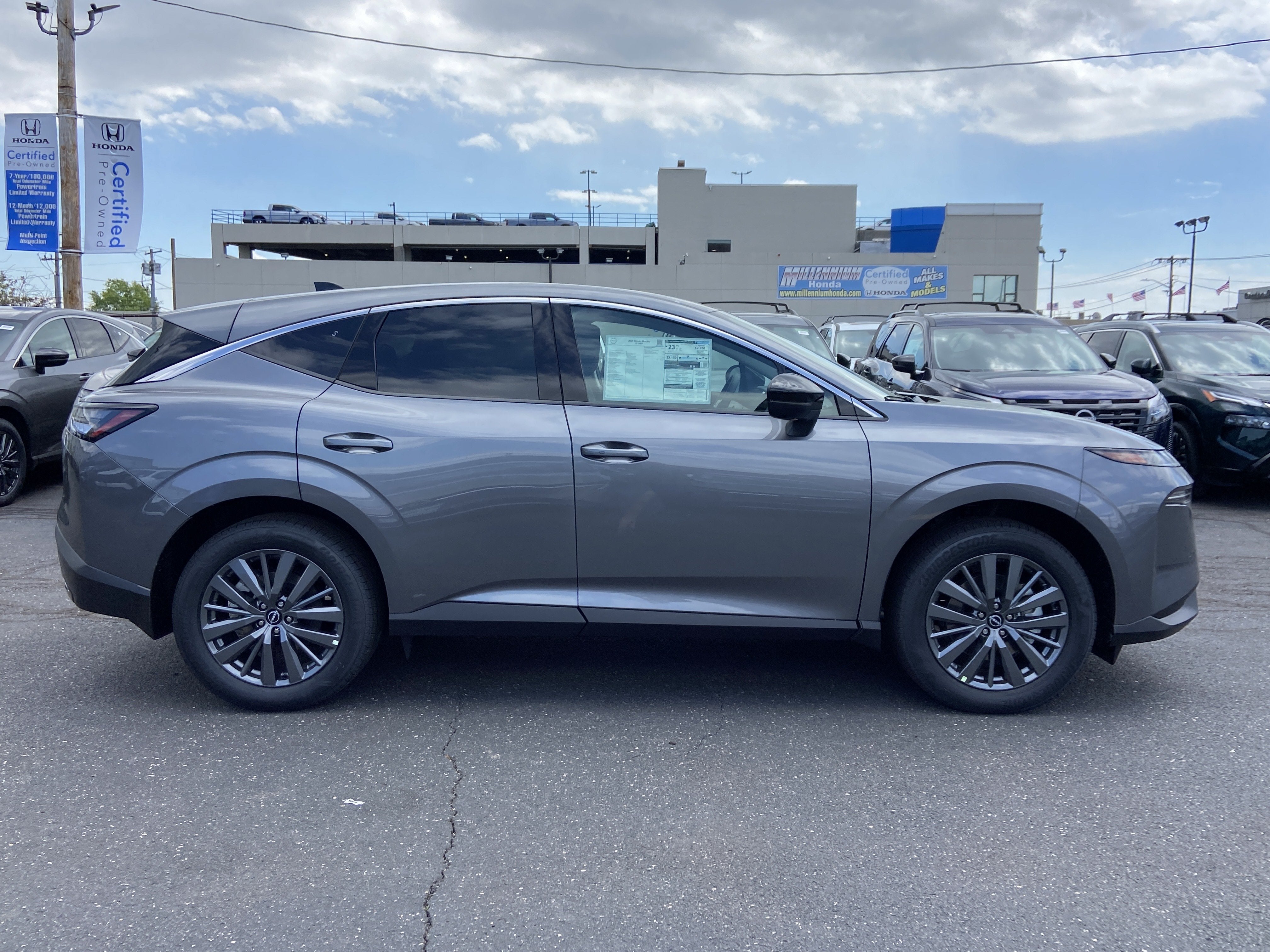 2026 Nissan Murano SL