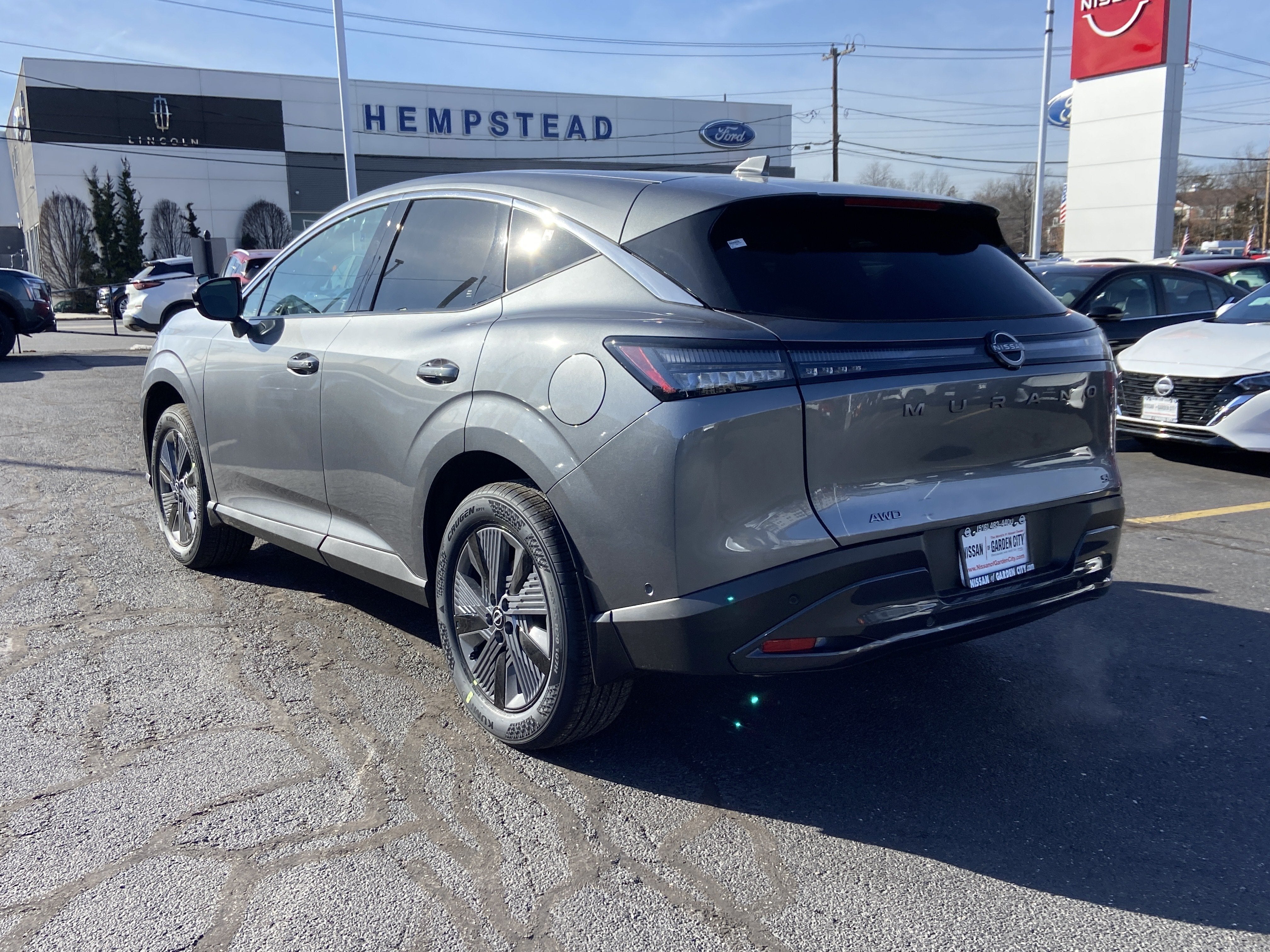 2026 Nissan Murano SL