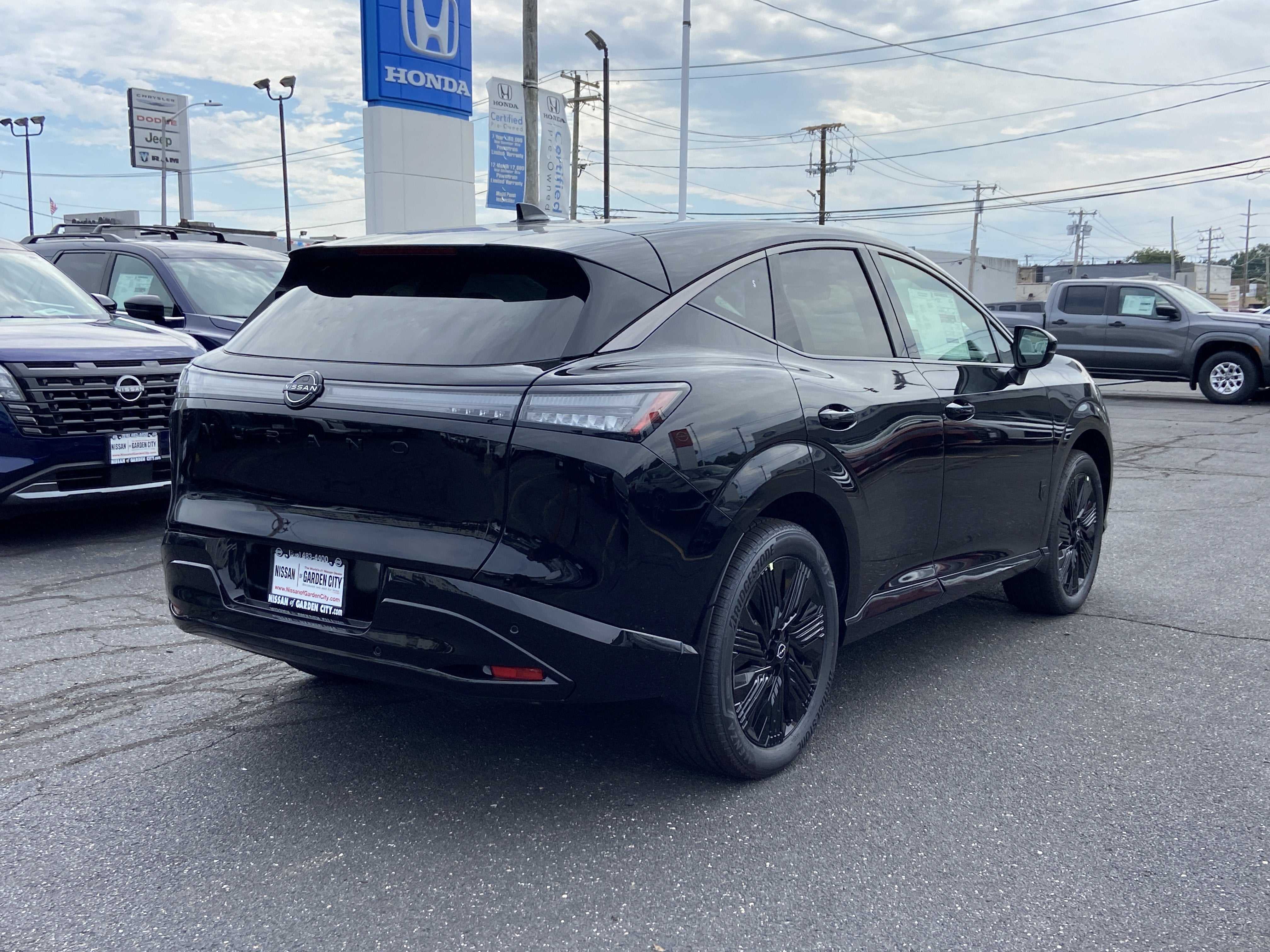 2027 Nissan Murano Dark Armor