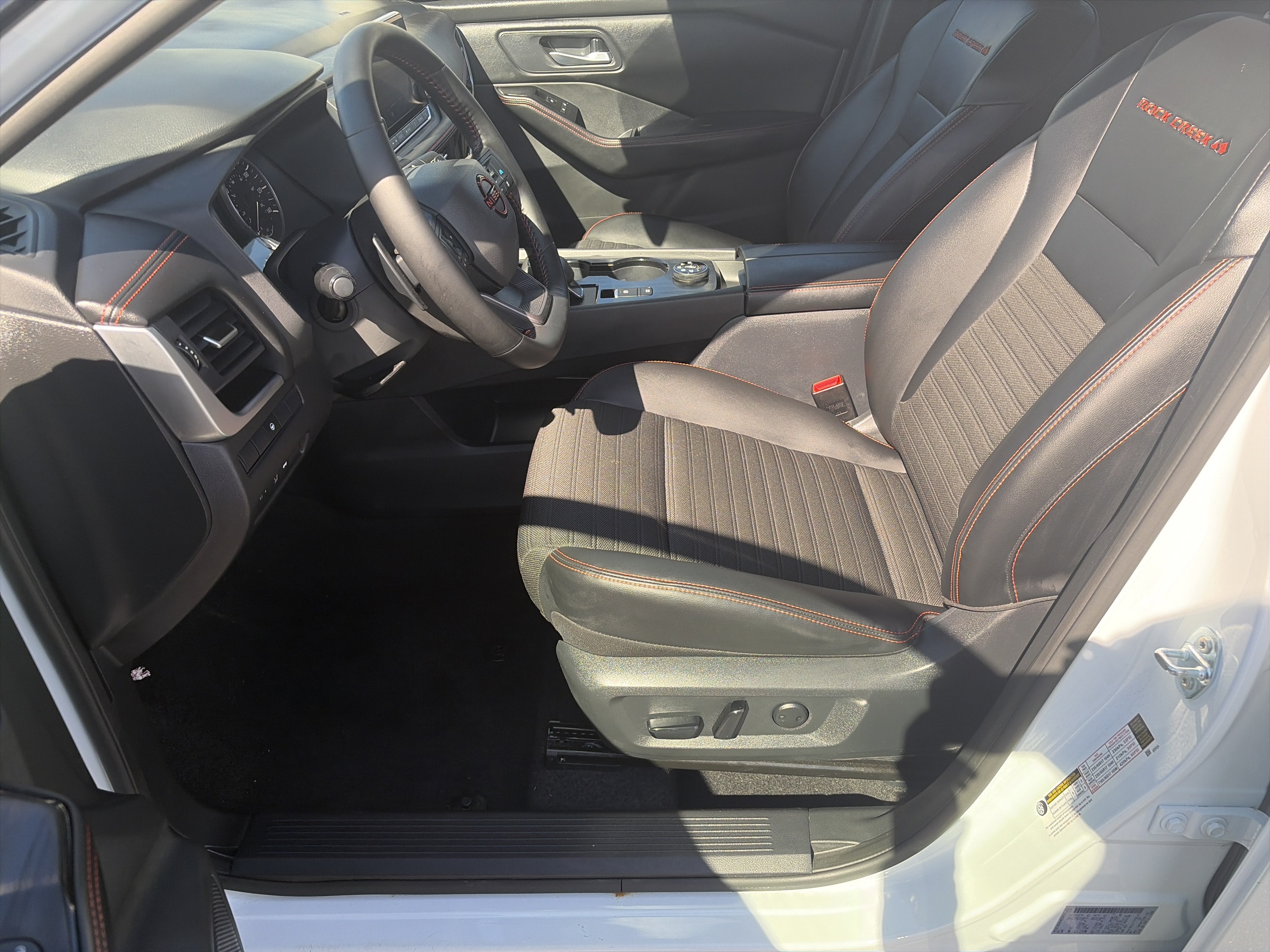 2025 Nissan Rogue Rock Creek